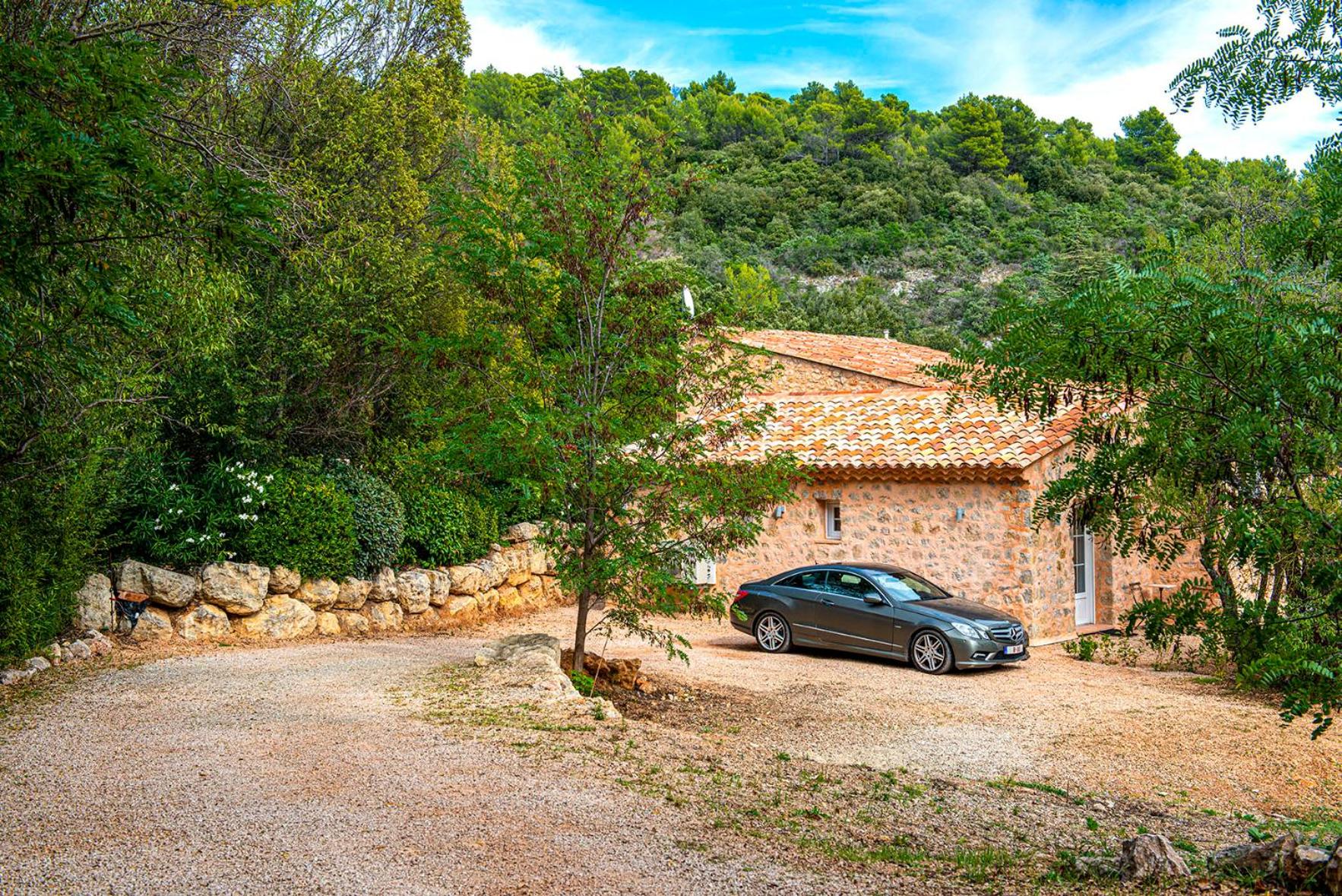 Four-Bedroom Villa with Four King Beds, Terrace, Private Pool and Valley View - Non-Smoking - Photo 3