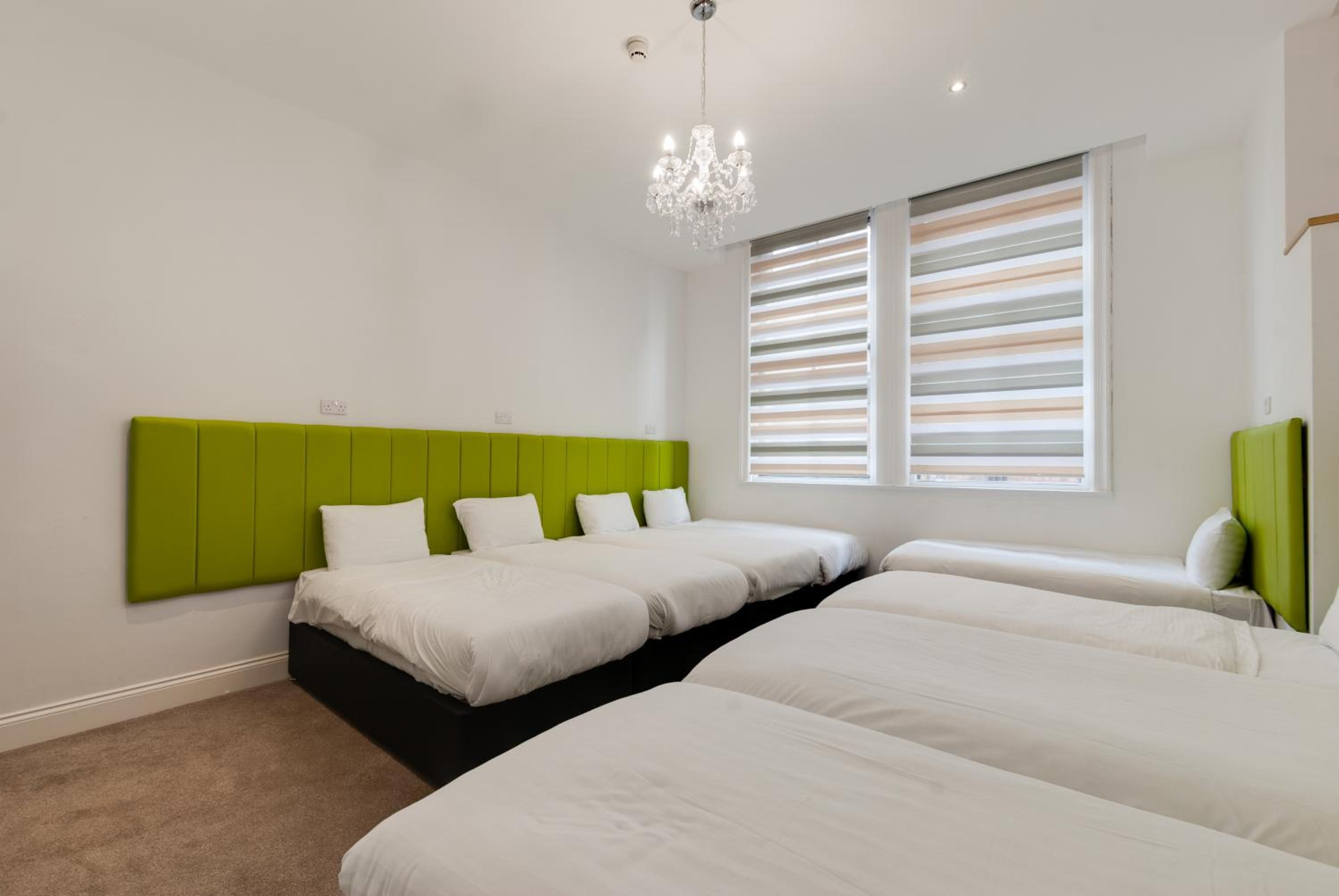One-Bedroom Apartment - Photo 6