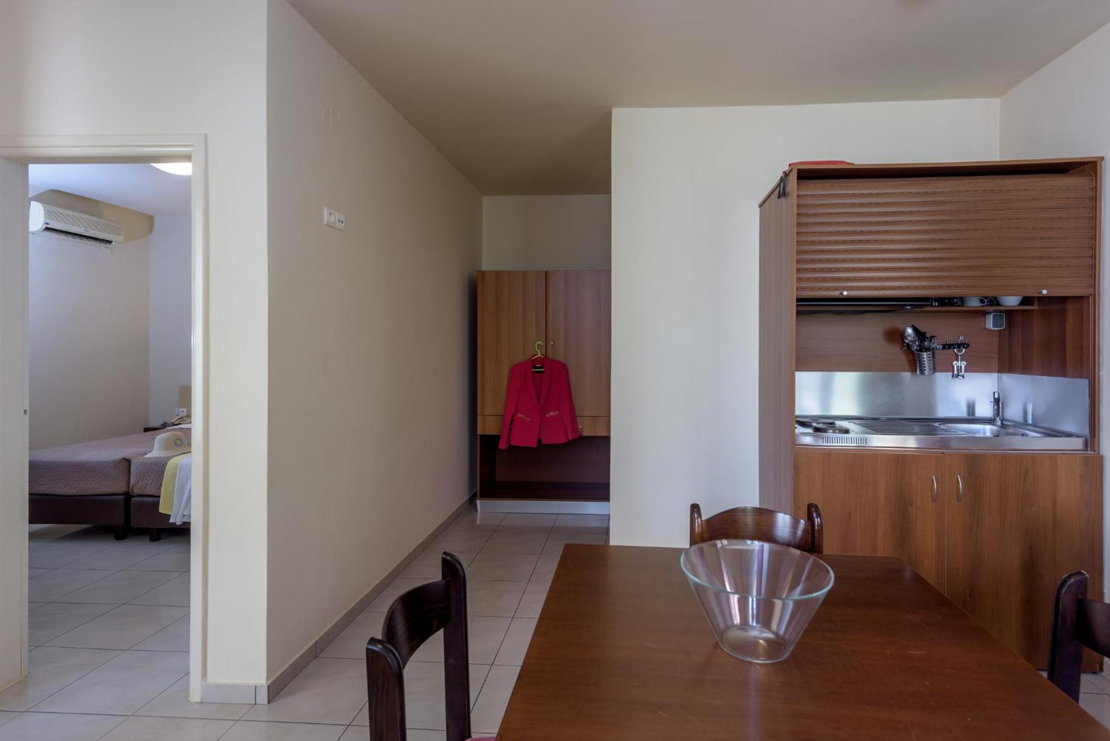 One-Bedroom Apartment with Garden View