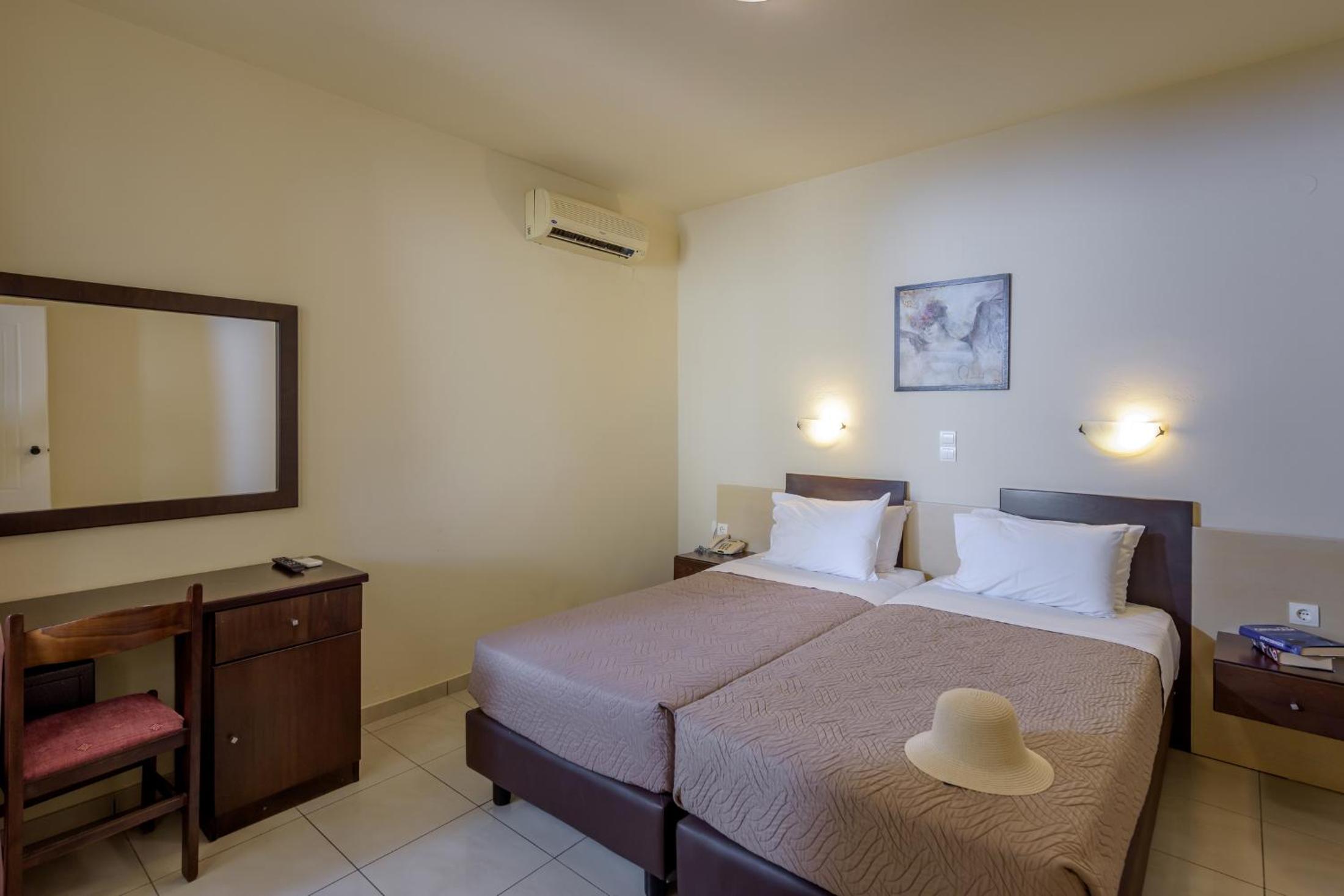 Two-Bedroom Apartment with Garden View thumbnail 5