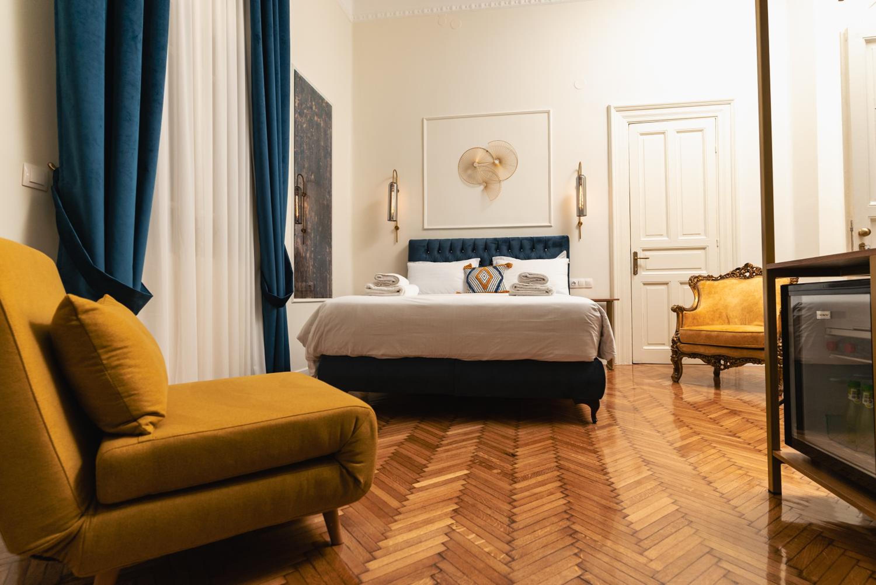 Superior King Room