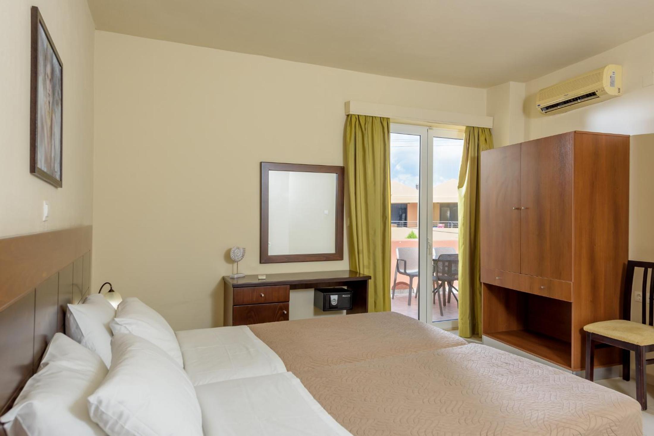 Double or Twin Room with Garden View