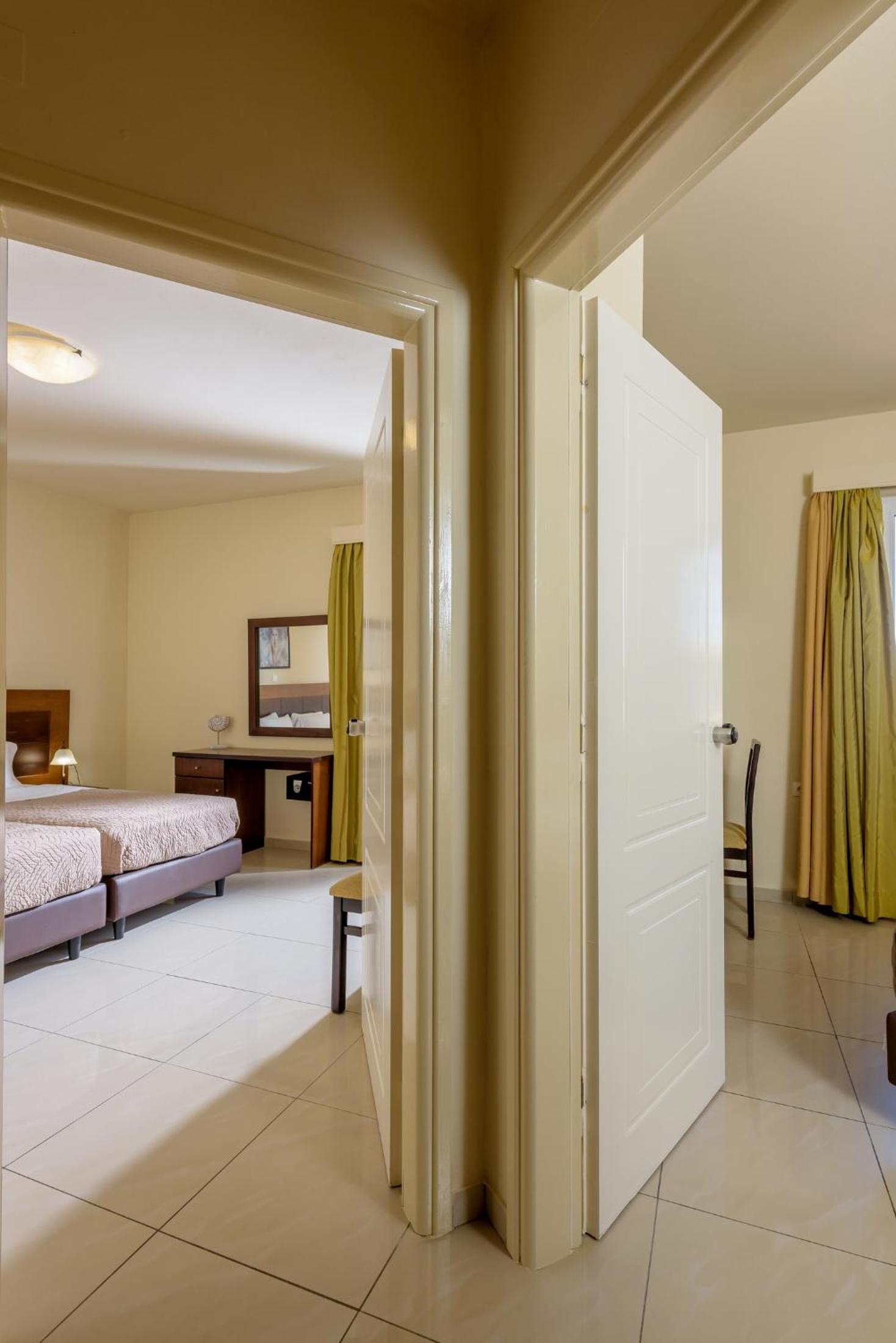 Double or Twin Room with Garden View