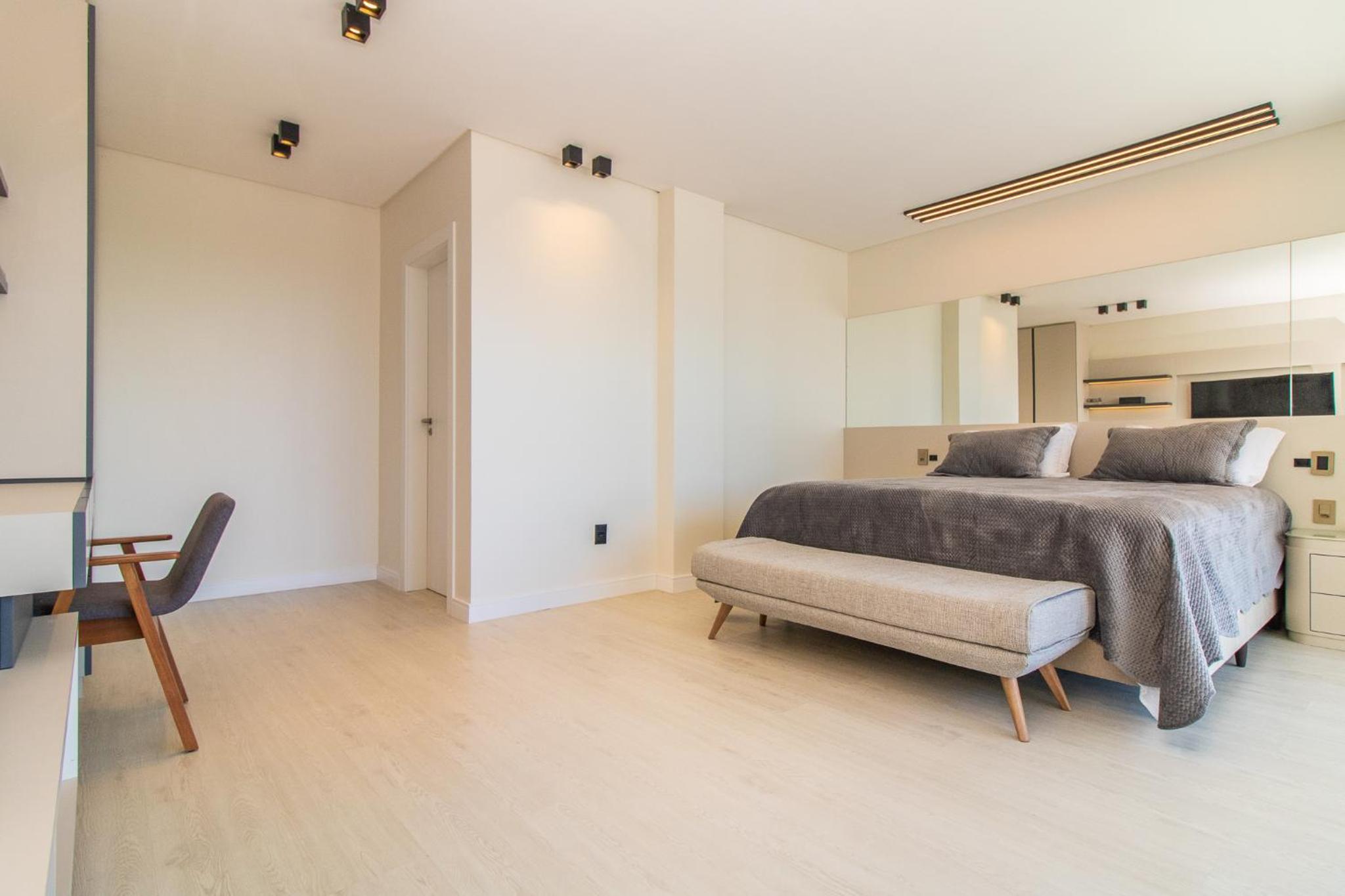 Four-Bedroom House photo 1
