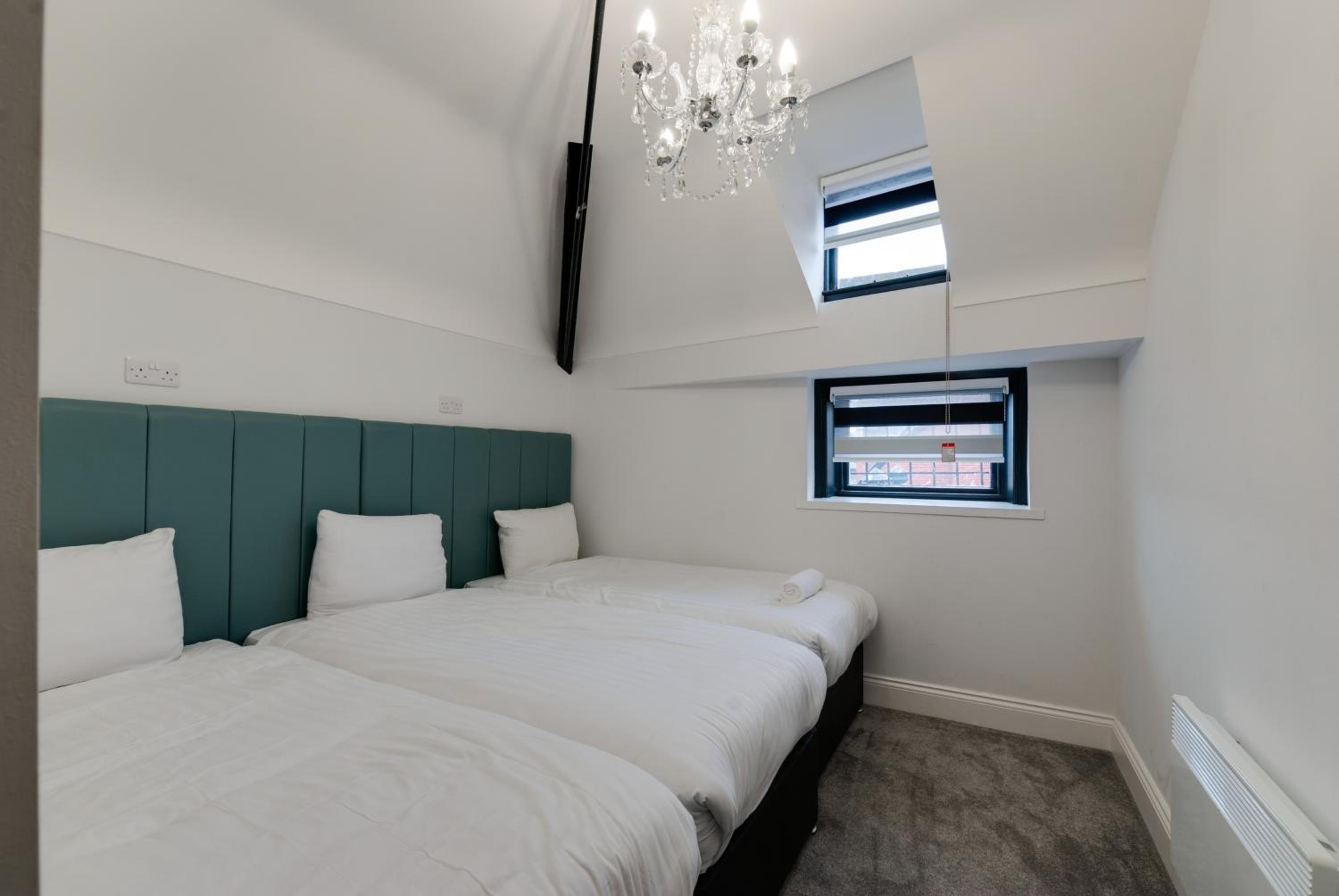 Two-Bedroom Apartment - Photo 6