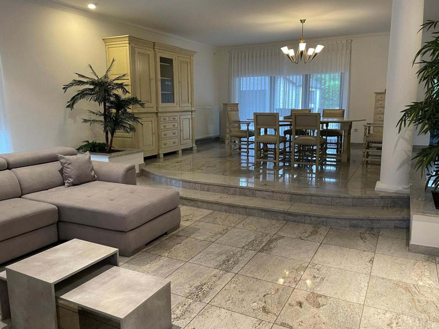 Three-Bedroom Villa photo 1
