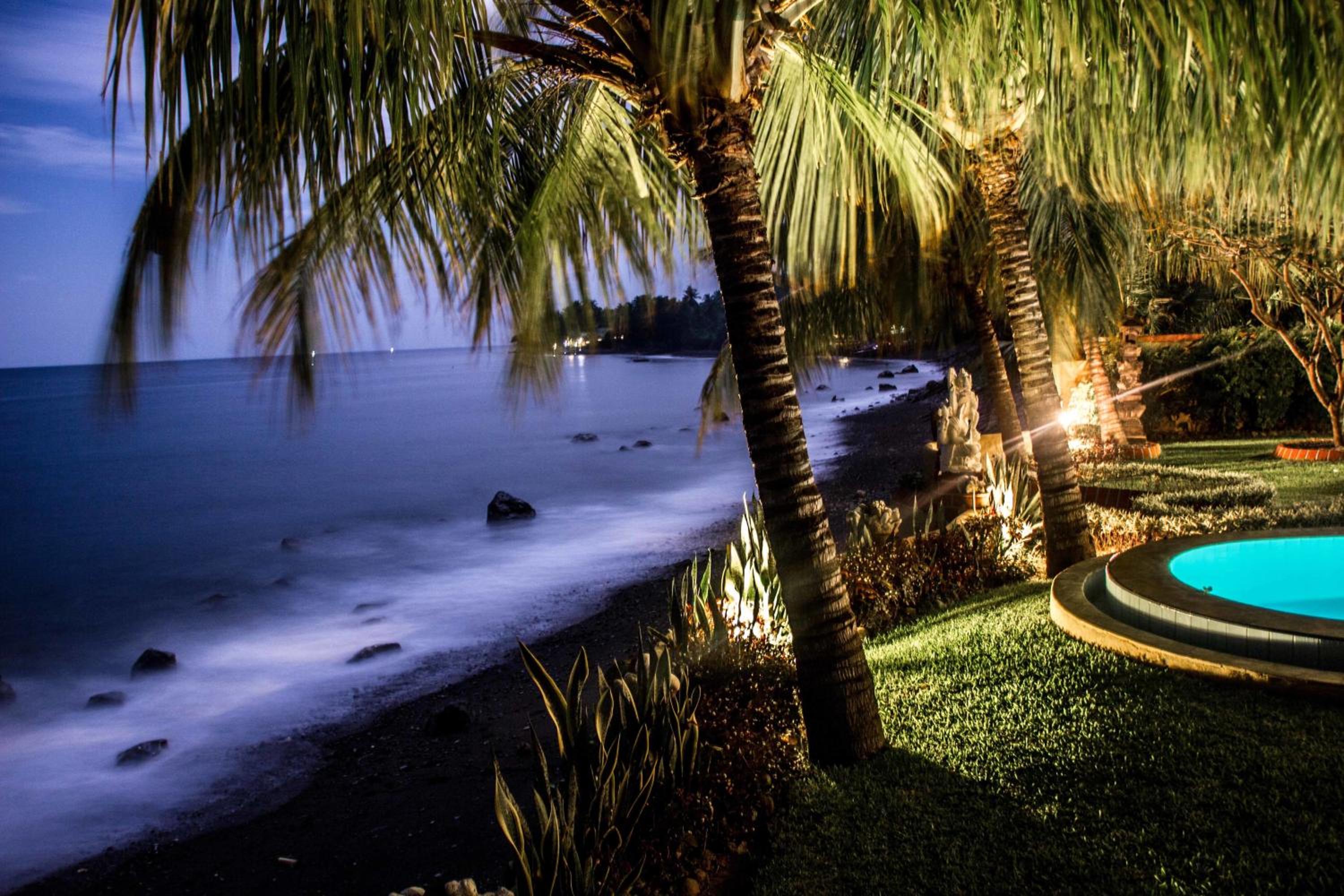 Villa - Beach Front photo 3