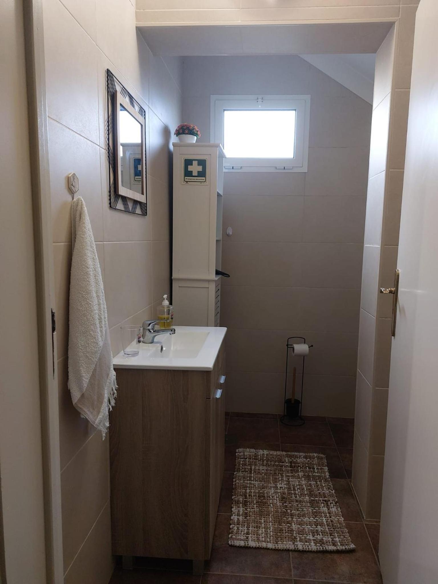 Double Room with Private Bathroom photo 2