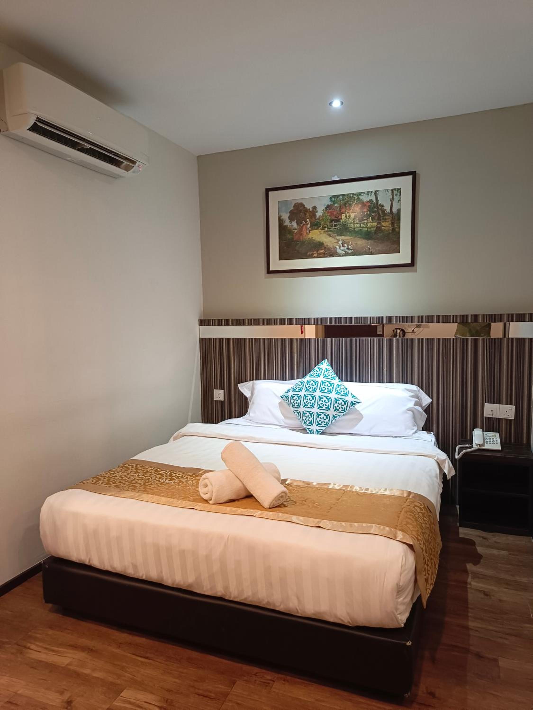 Superior Queen Room - Photo 9