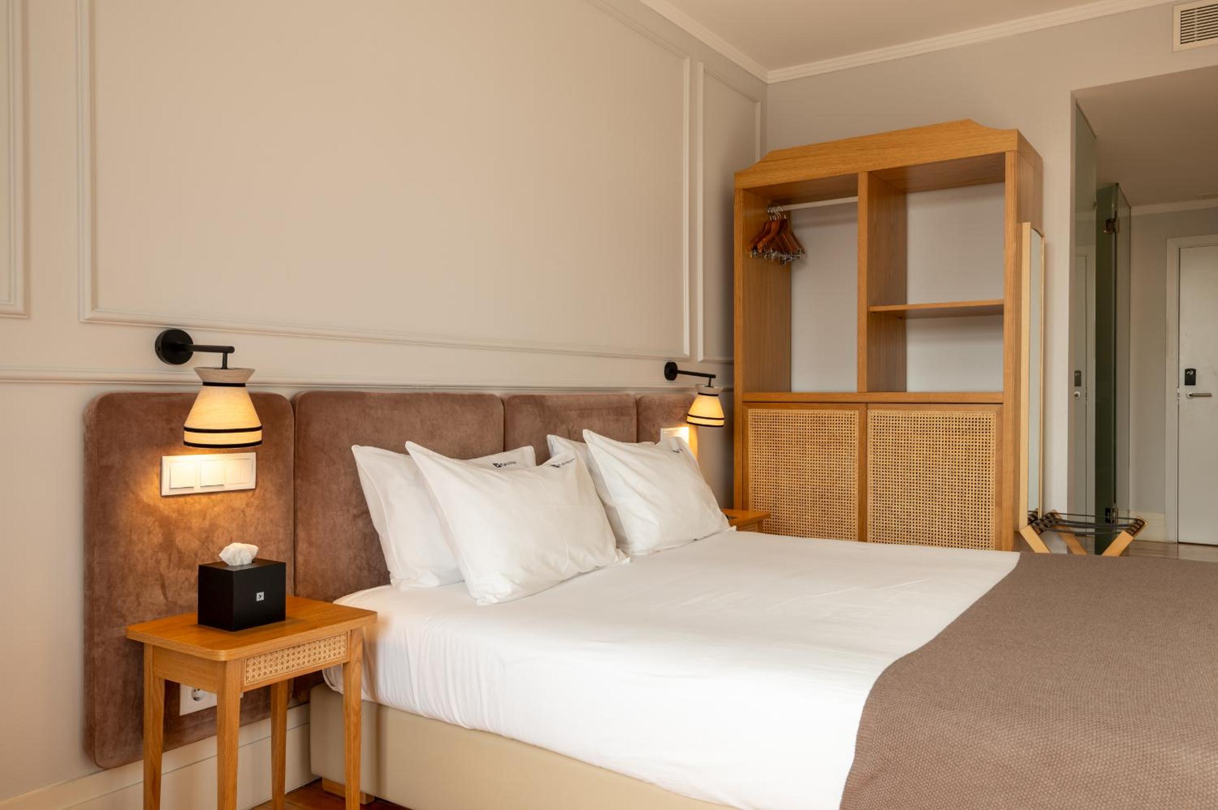 Premium Double Room - Photo 5
