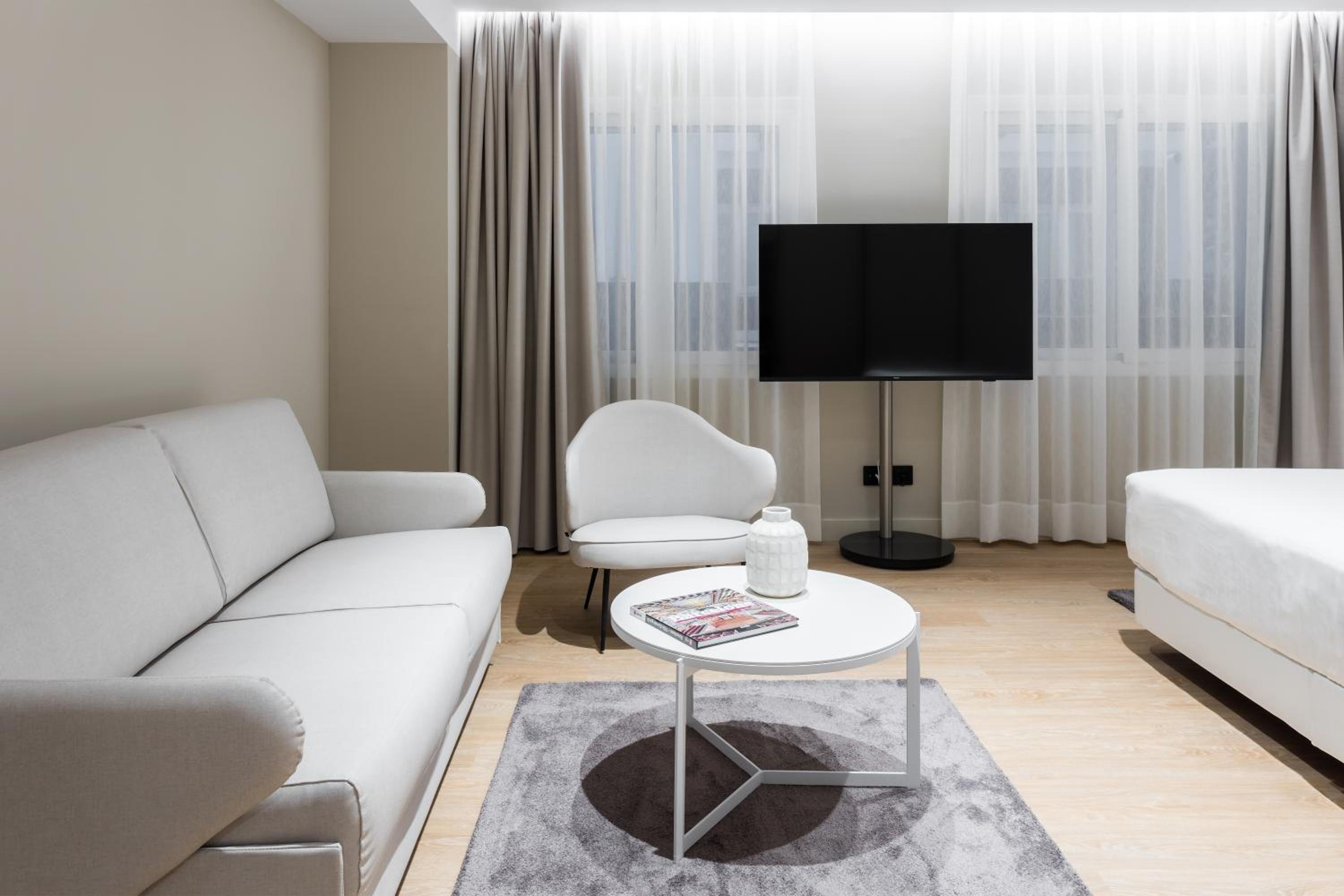 Two Connecting Junior Suite photo 2