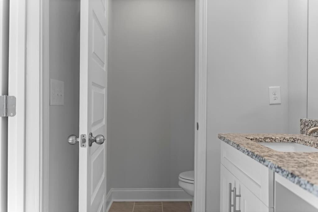 Three-Bedroom House photo 2