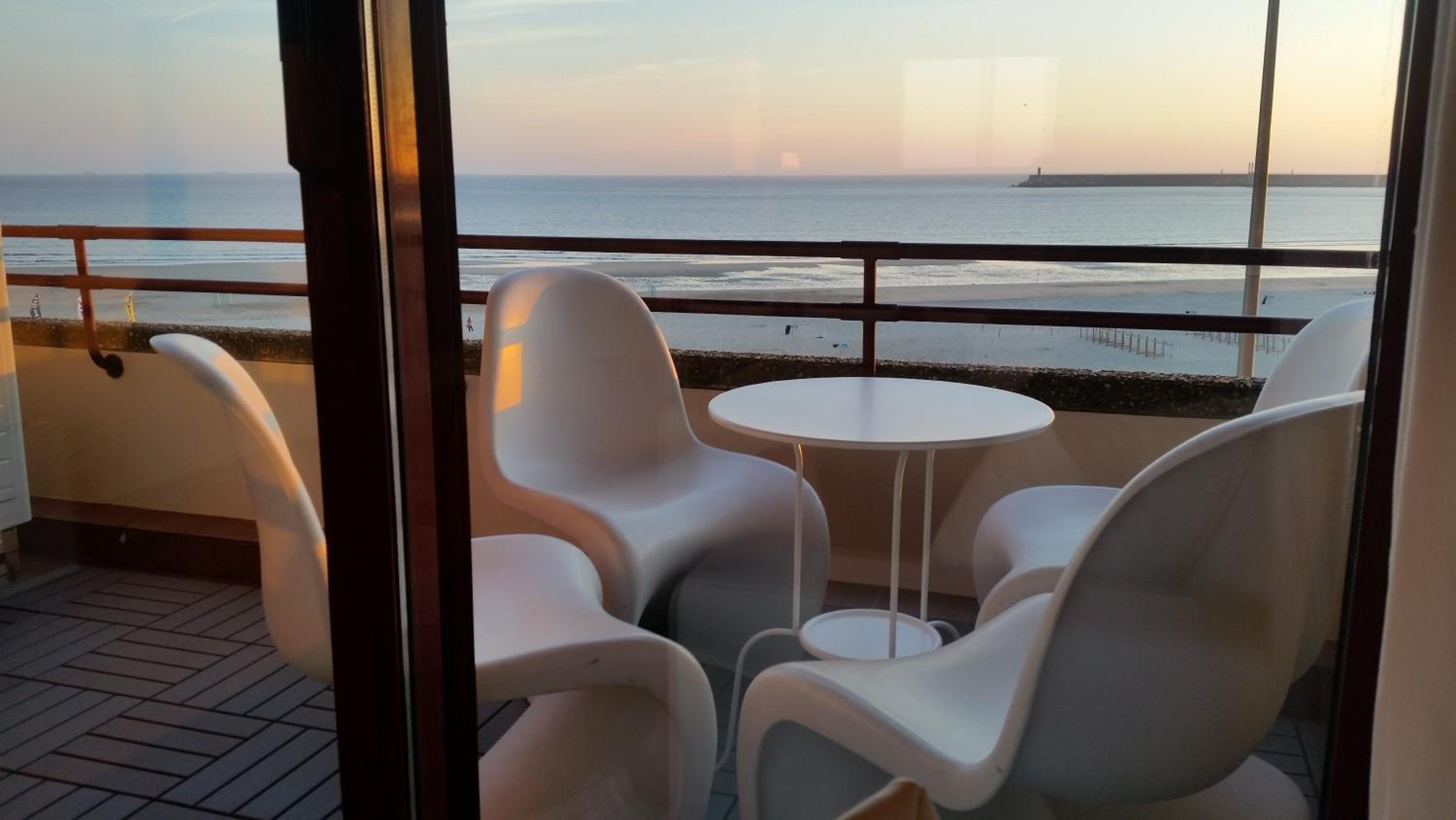 Apartment with Sea View photo 3
