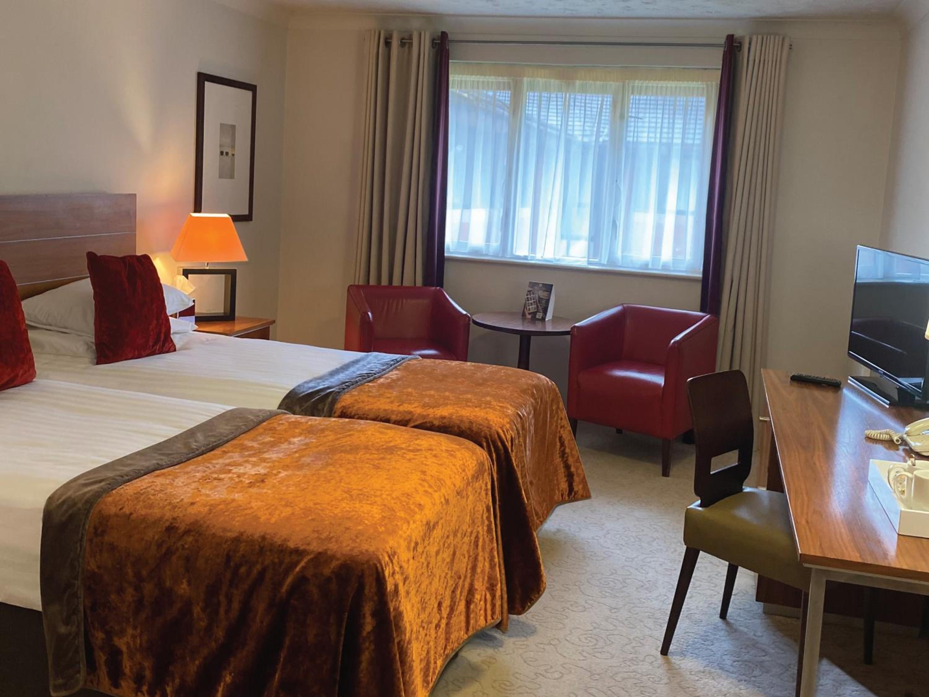 Standard Twin Room