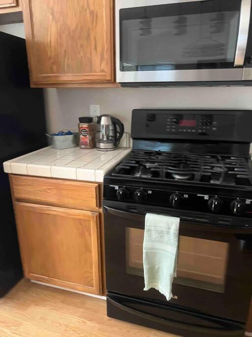 Three-Bedroom House photo 2