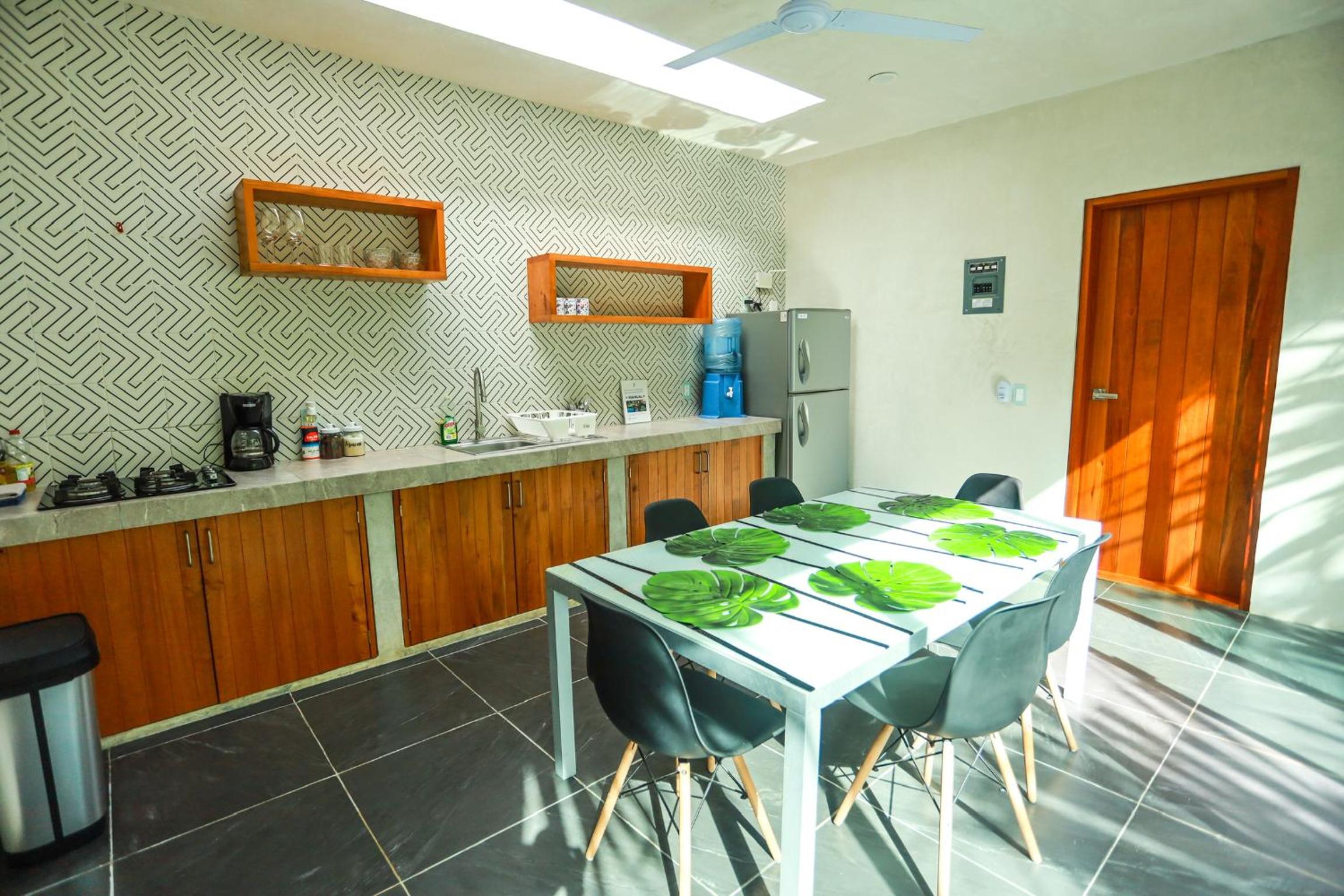 Two-Bedroom House photo 2
