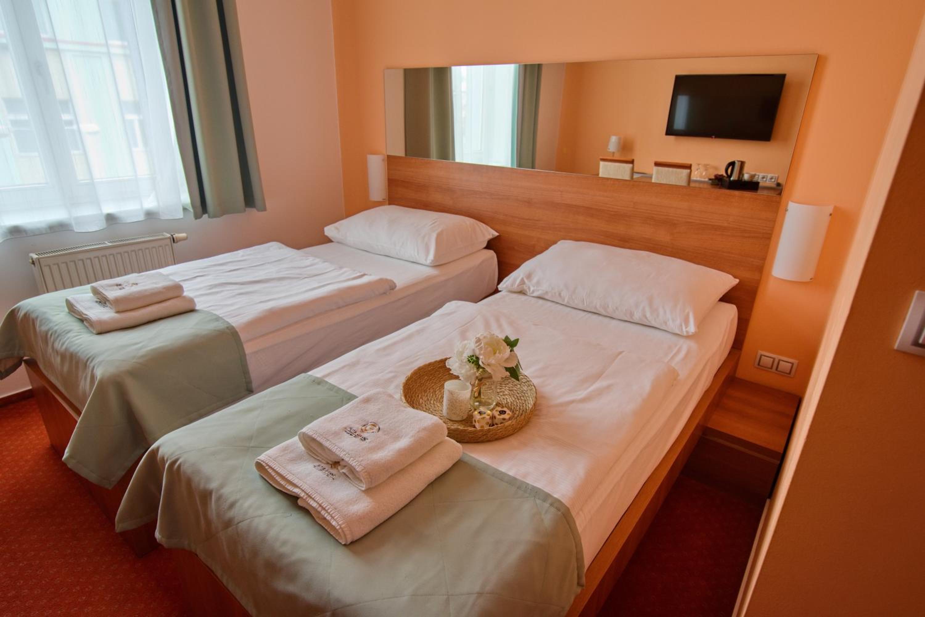 Double Room - Photo 1