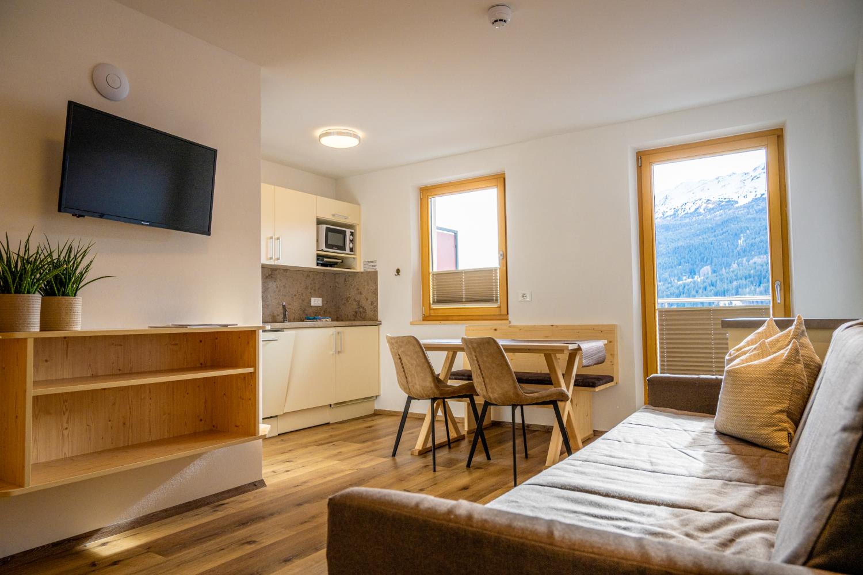 Junior Suite with Balcony photo 1