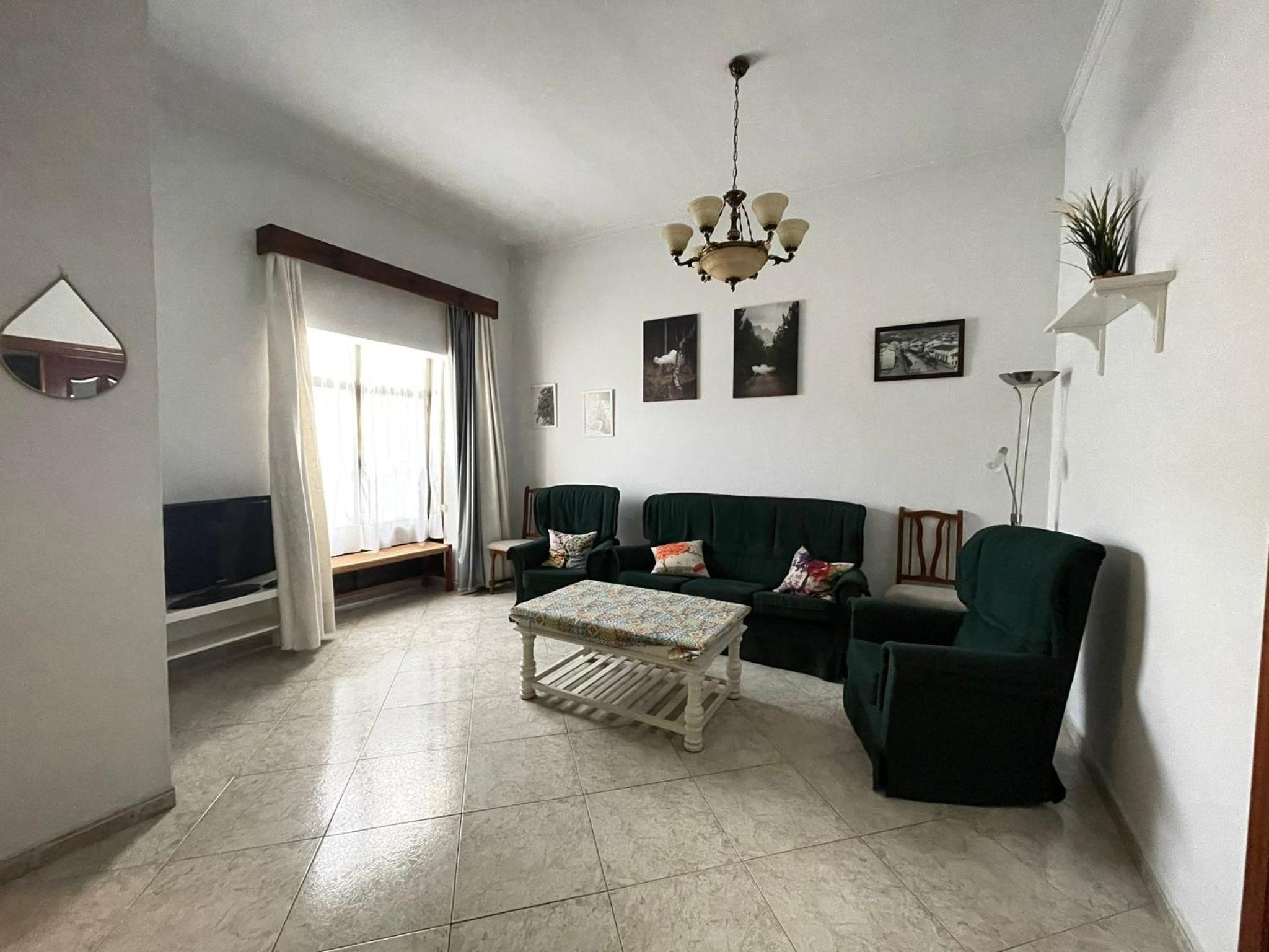 Casa de tres habitaciones