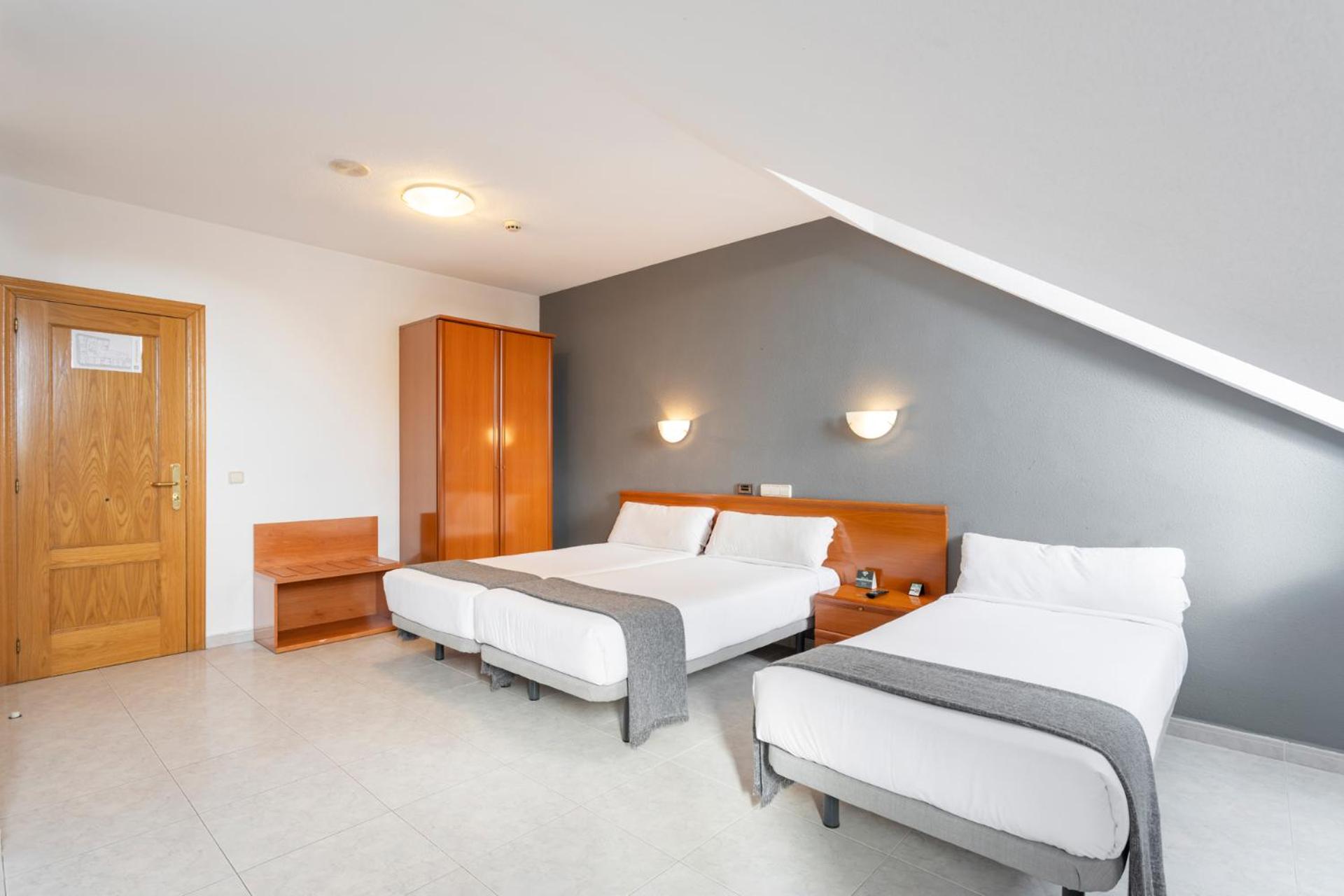 Habitación Doble con Cama Supletoria