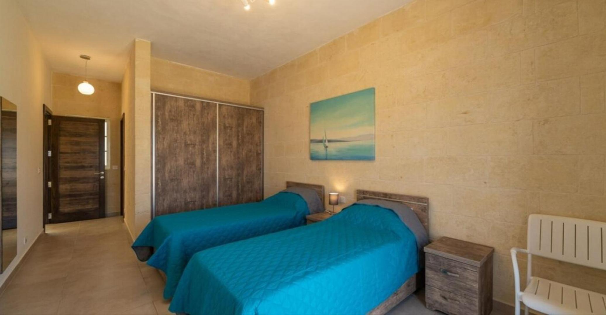 Villa photo 3
