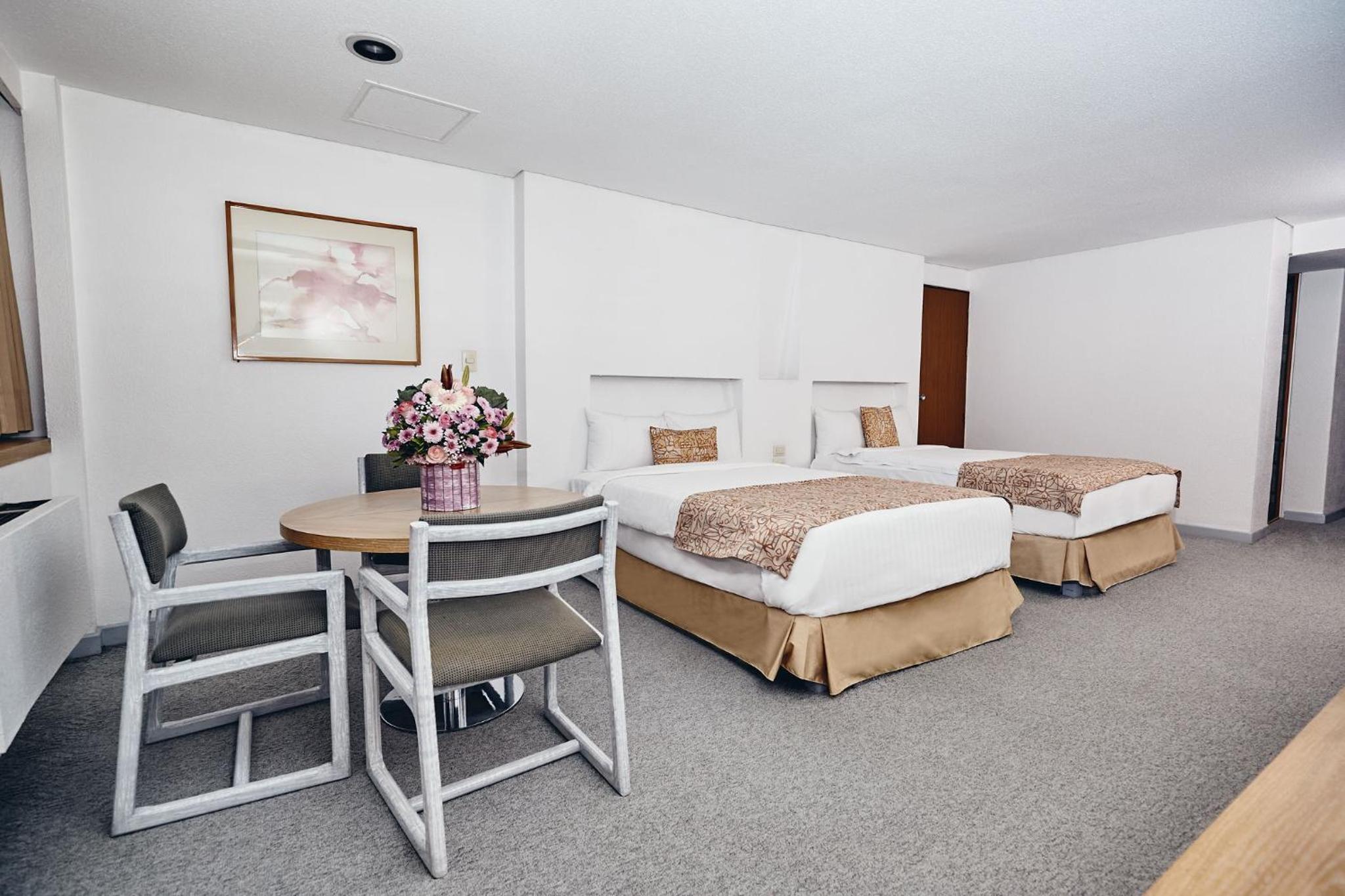 Standard Twin Room photo 3