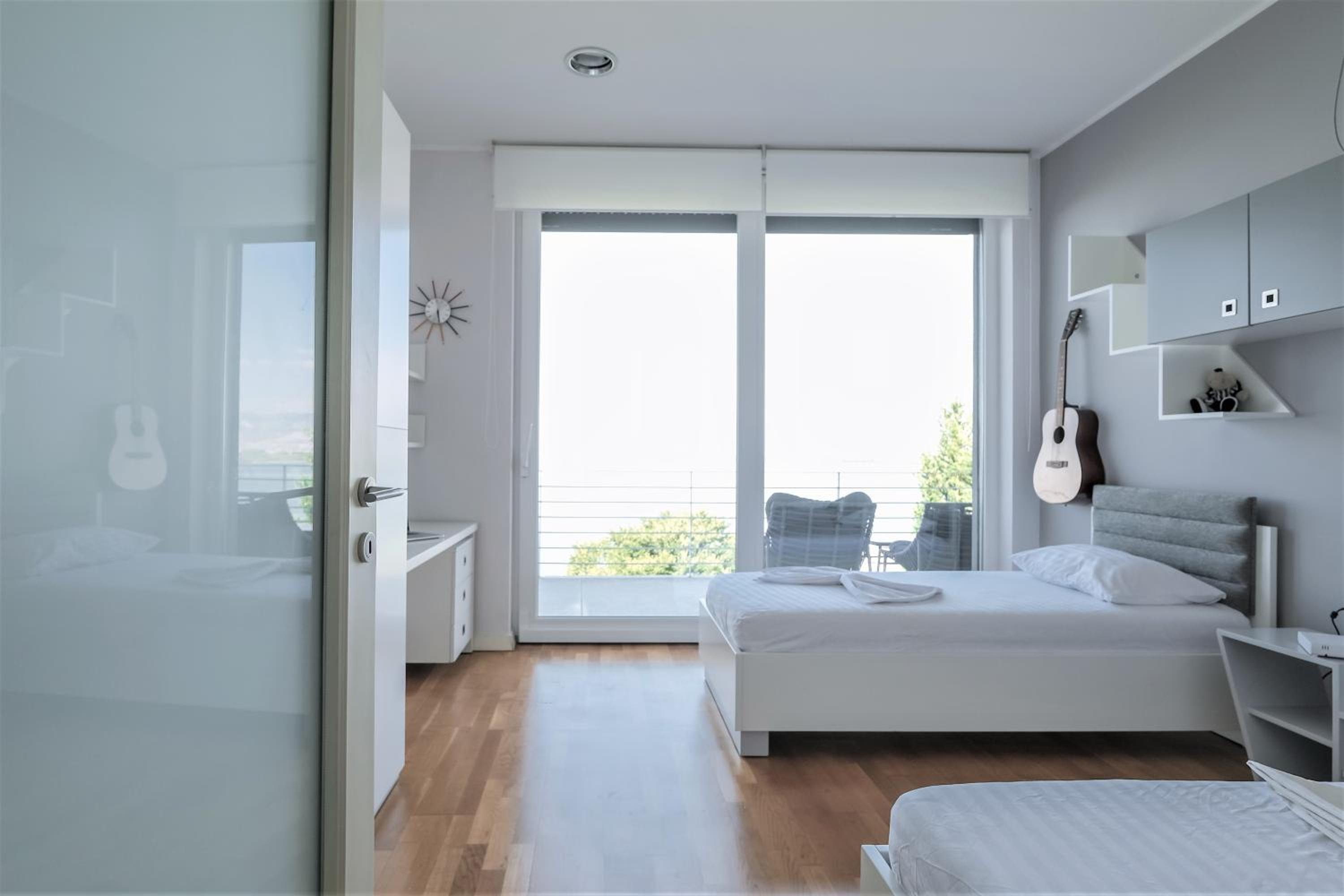 Three-Bedroom Villa photo 1