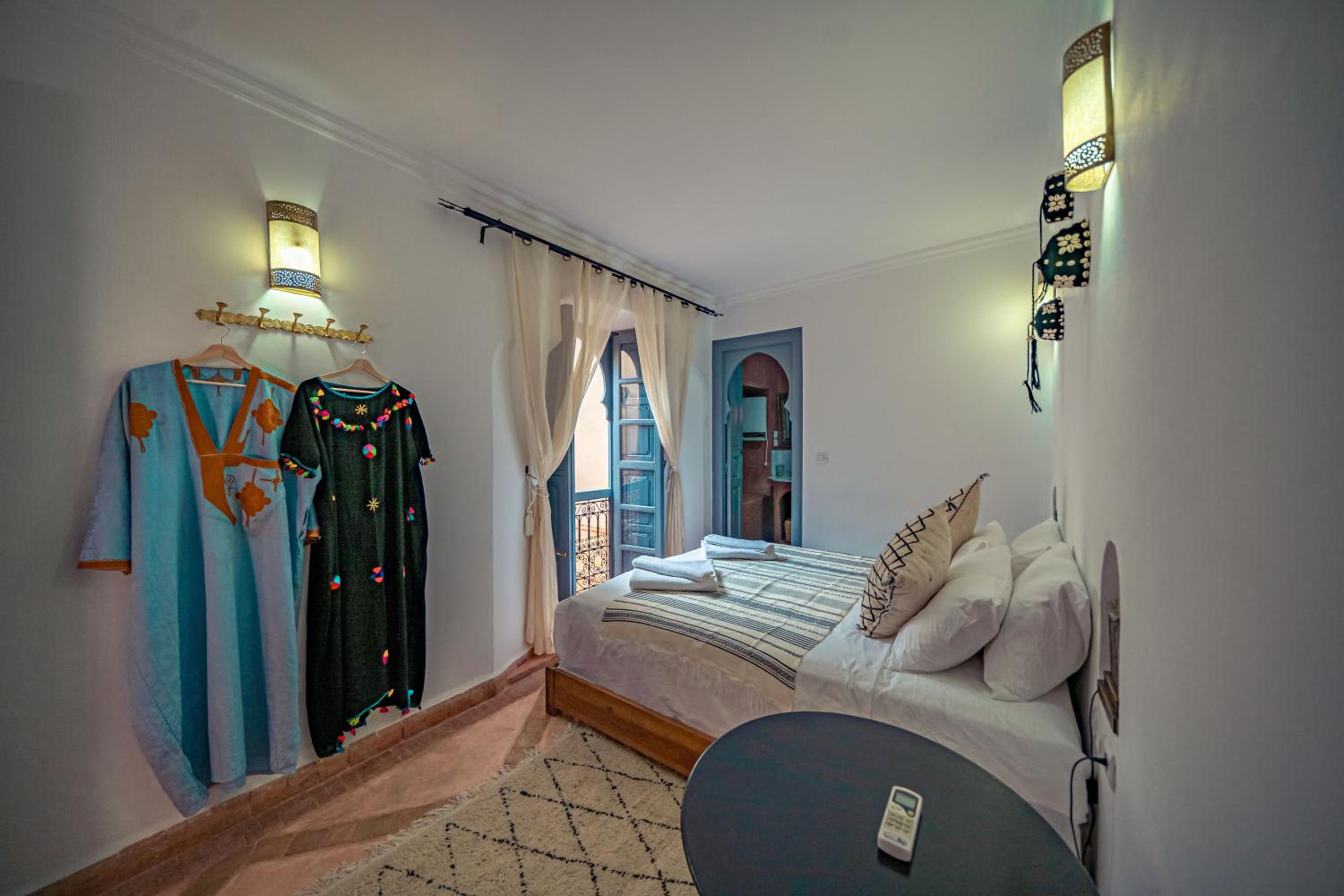 Deluxe Double or Twin Room with Balcony - Photo 4