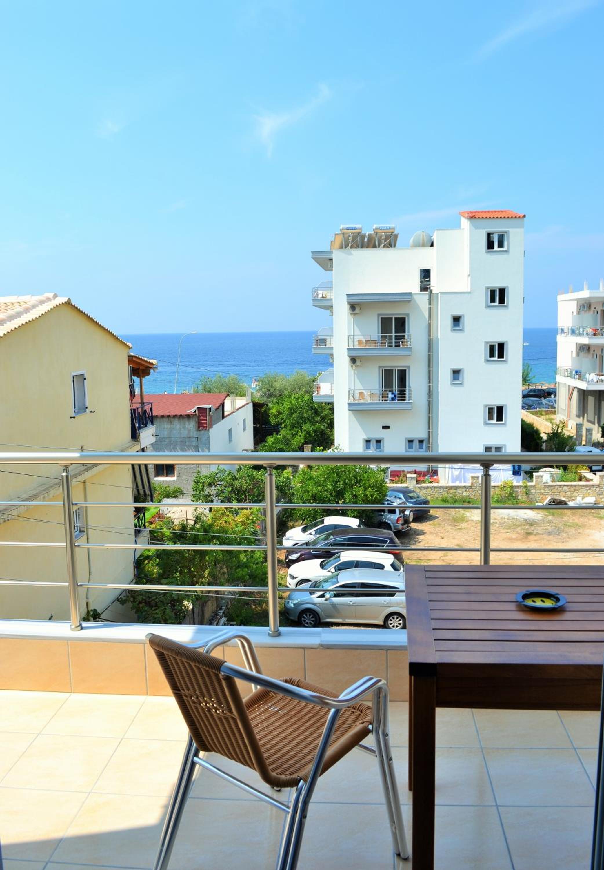 Triple Room with Balcony photo 2