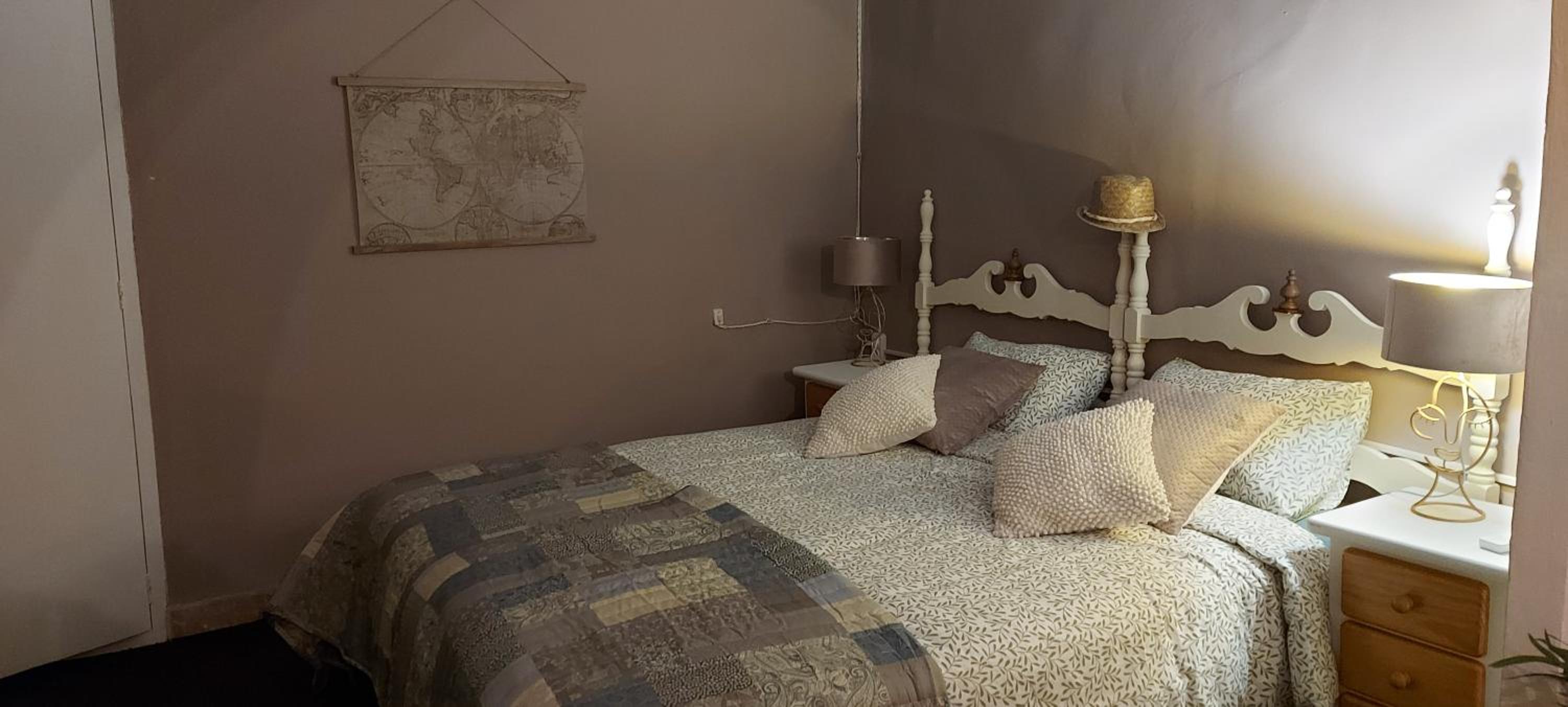 Habitación Familiar con Vista a la Montaña
