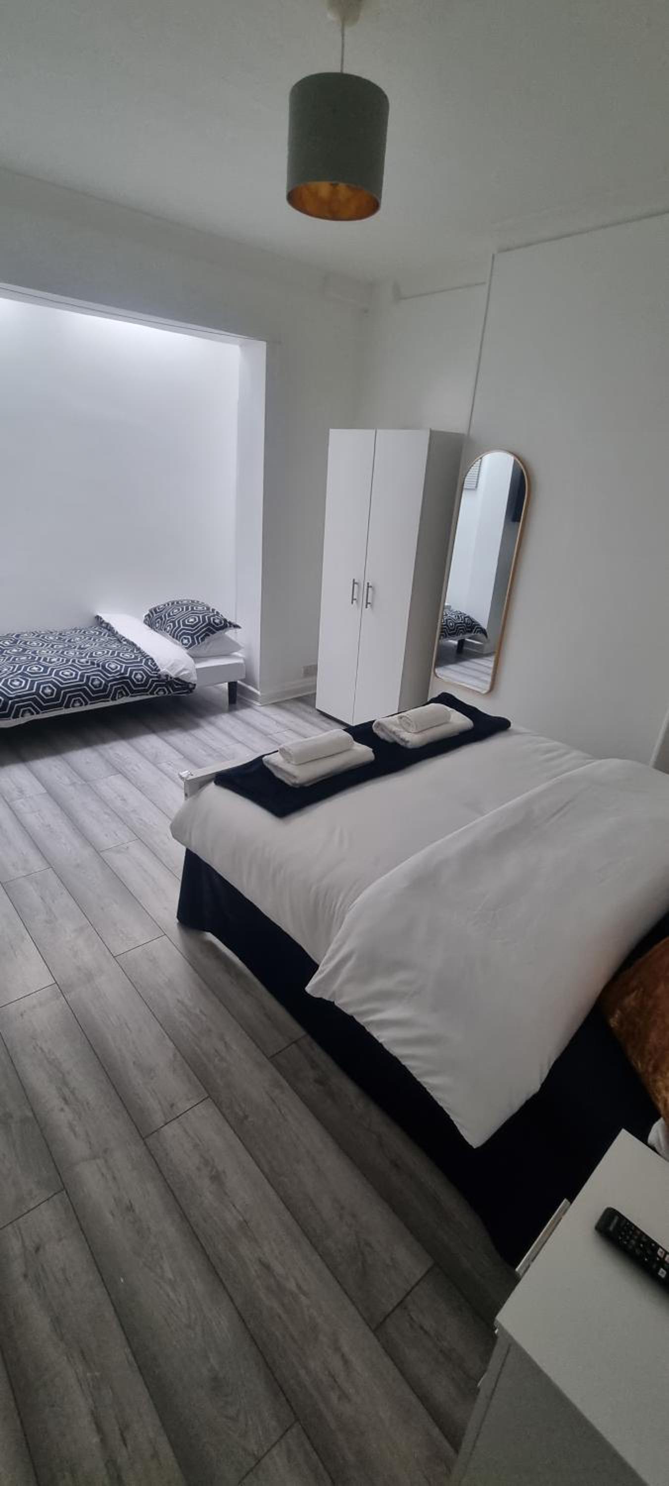 Deluxe Double Room with Extra Bed photo 3