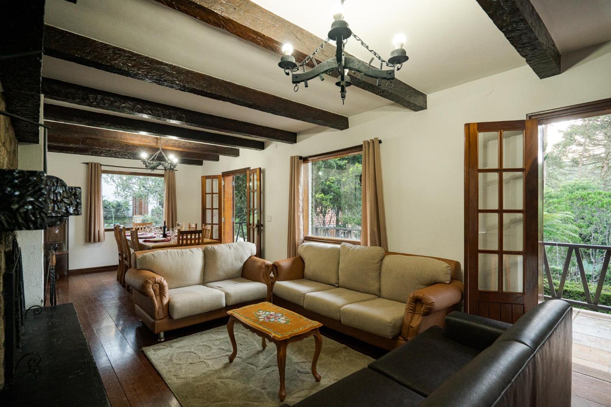 Three-Bedroom House photo 1
