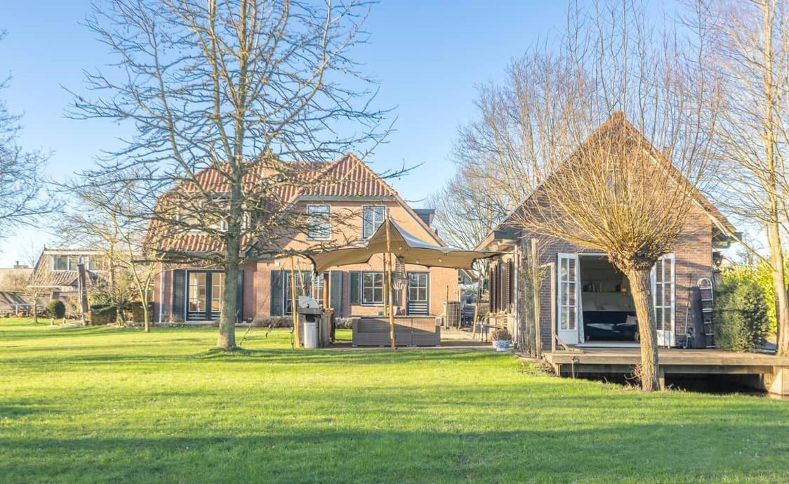 Villa photo 3