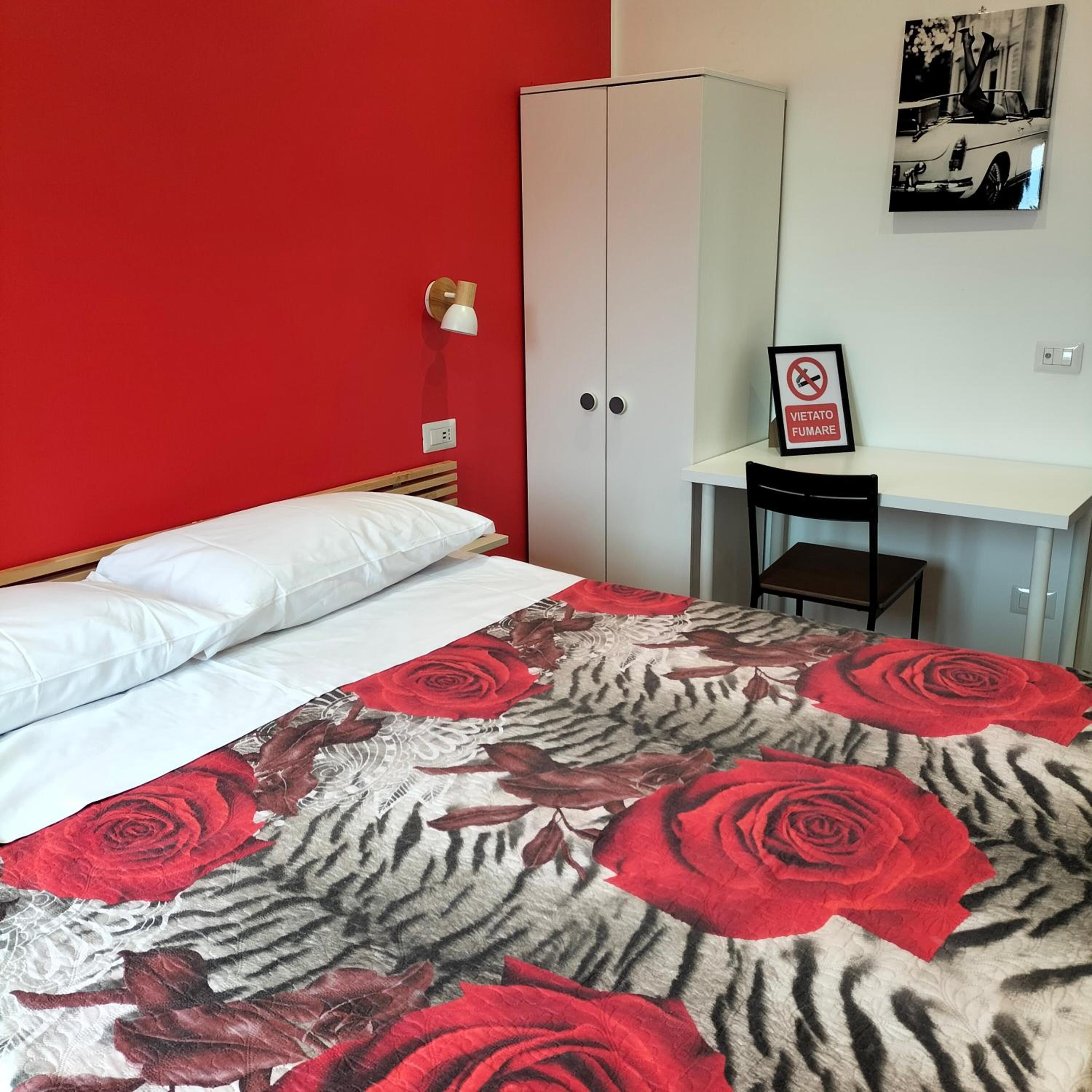 Double Room with Private Bathroom photo 1