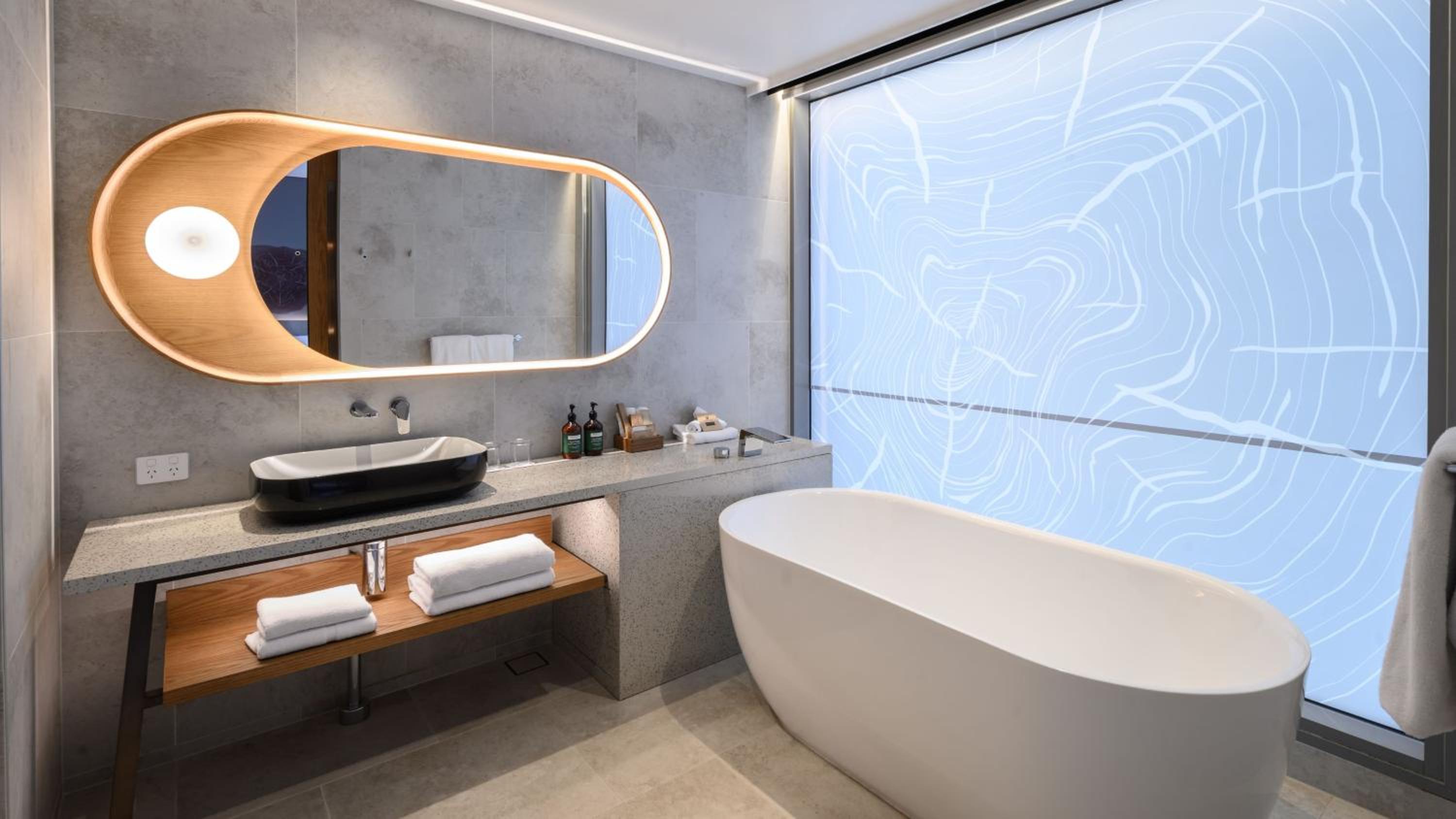 Junior King Suite - Lounge Access - Photo 2
