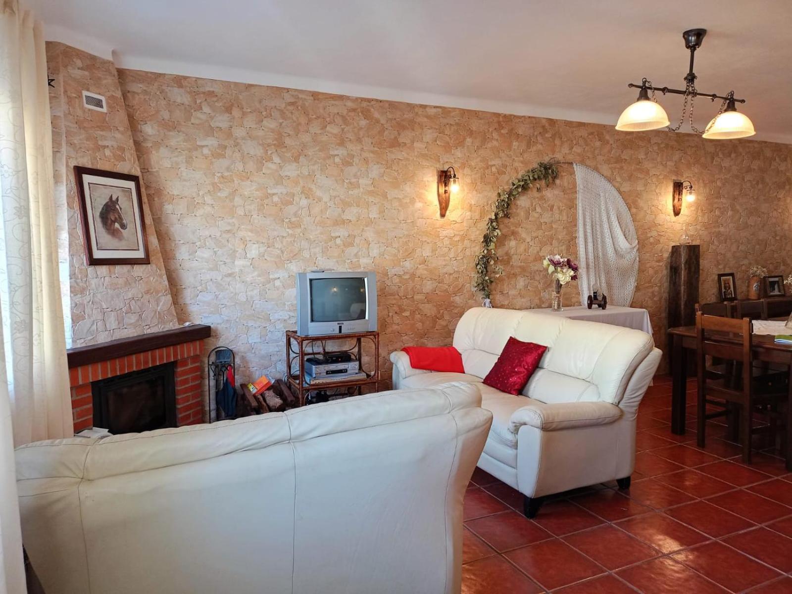Four-Bedroom House photo 1