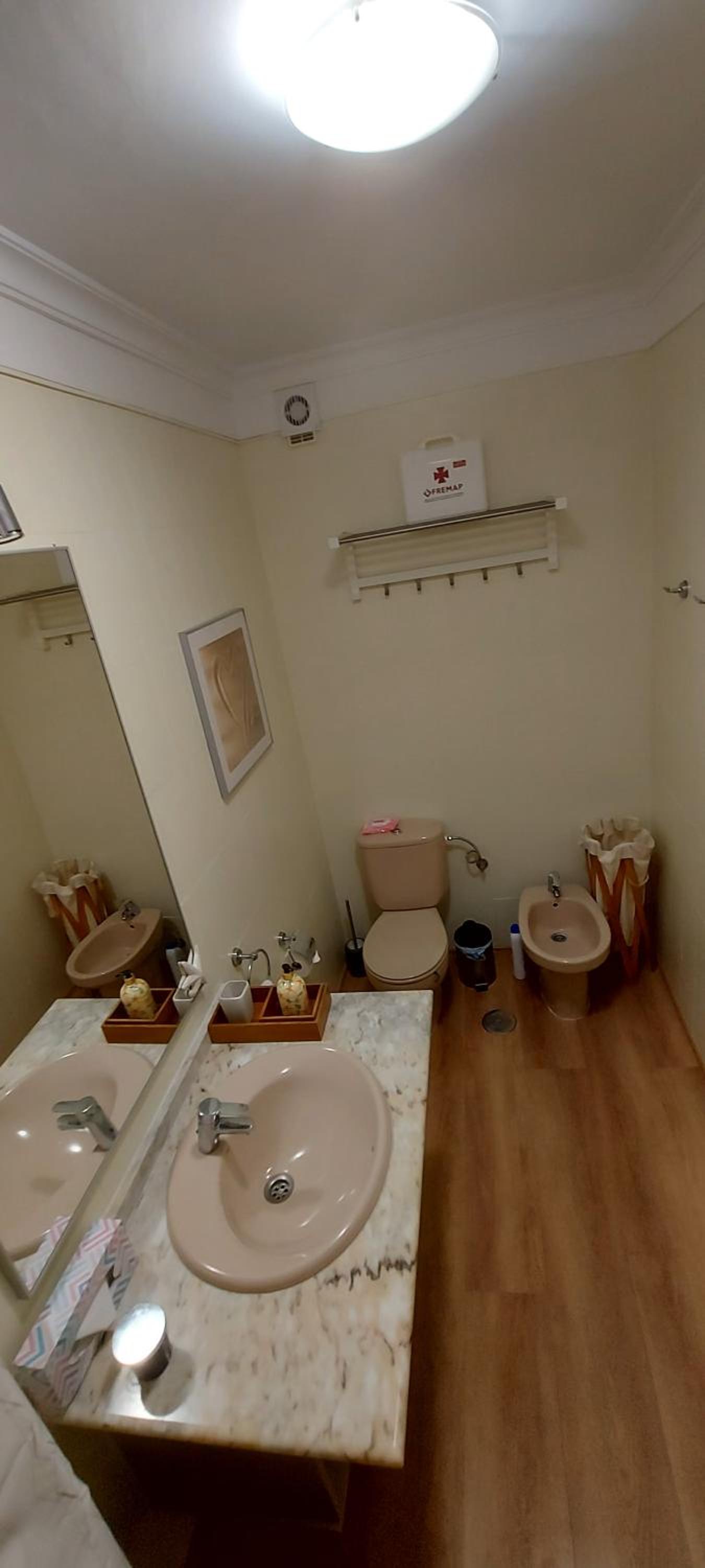 One-Bedroom Apartment photo 2