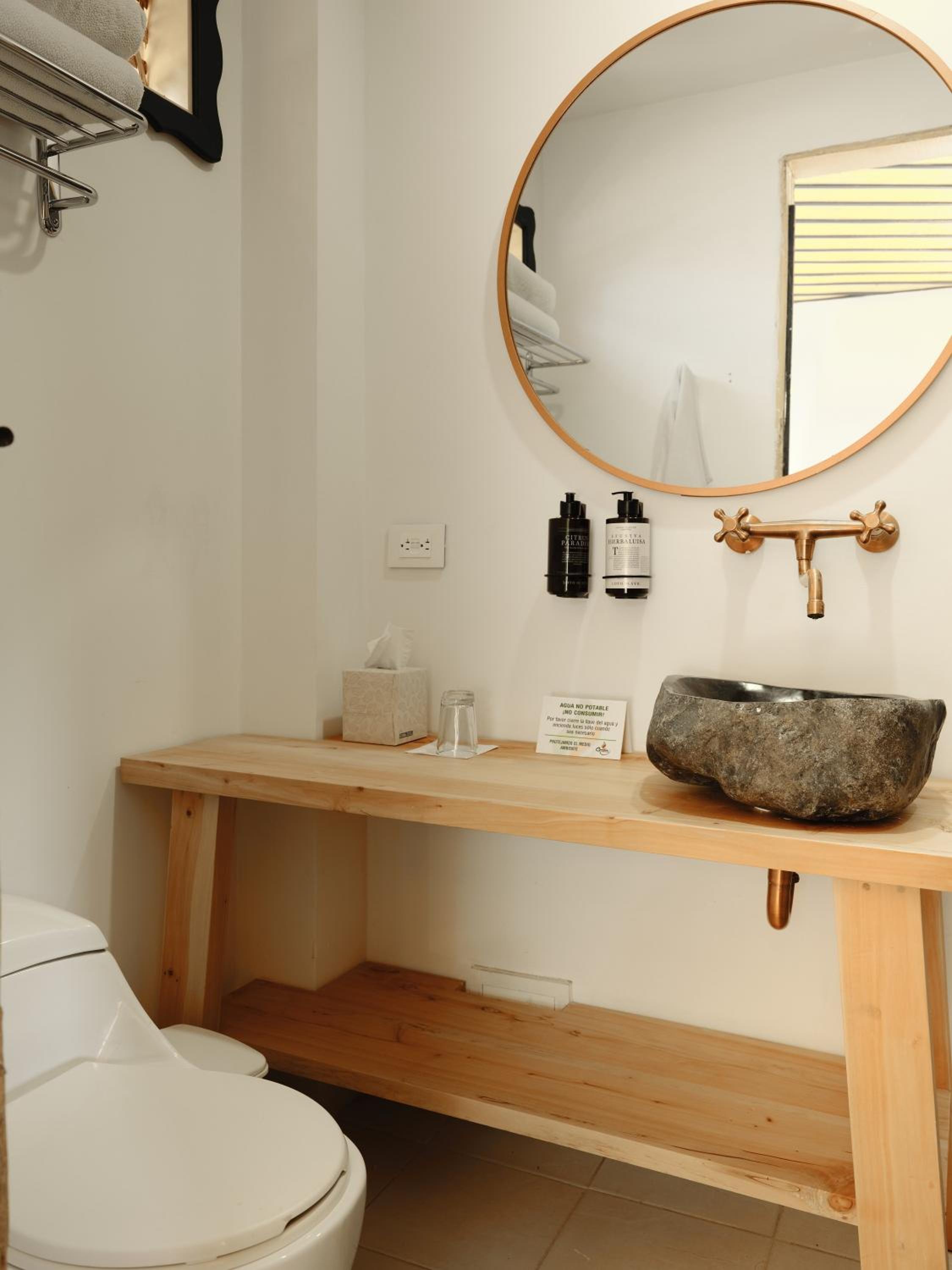 Superior Room - Photo 8