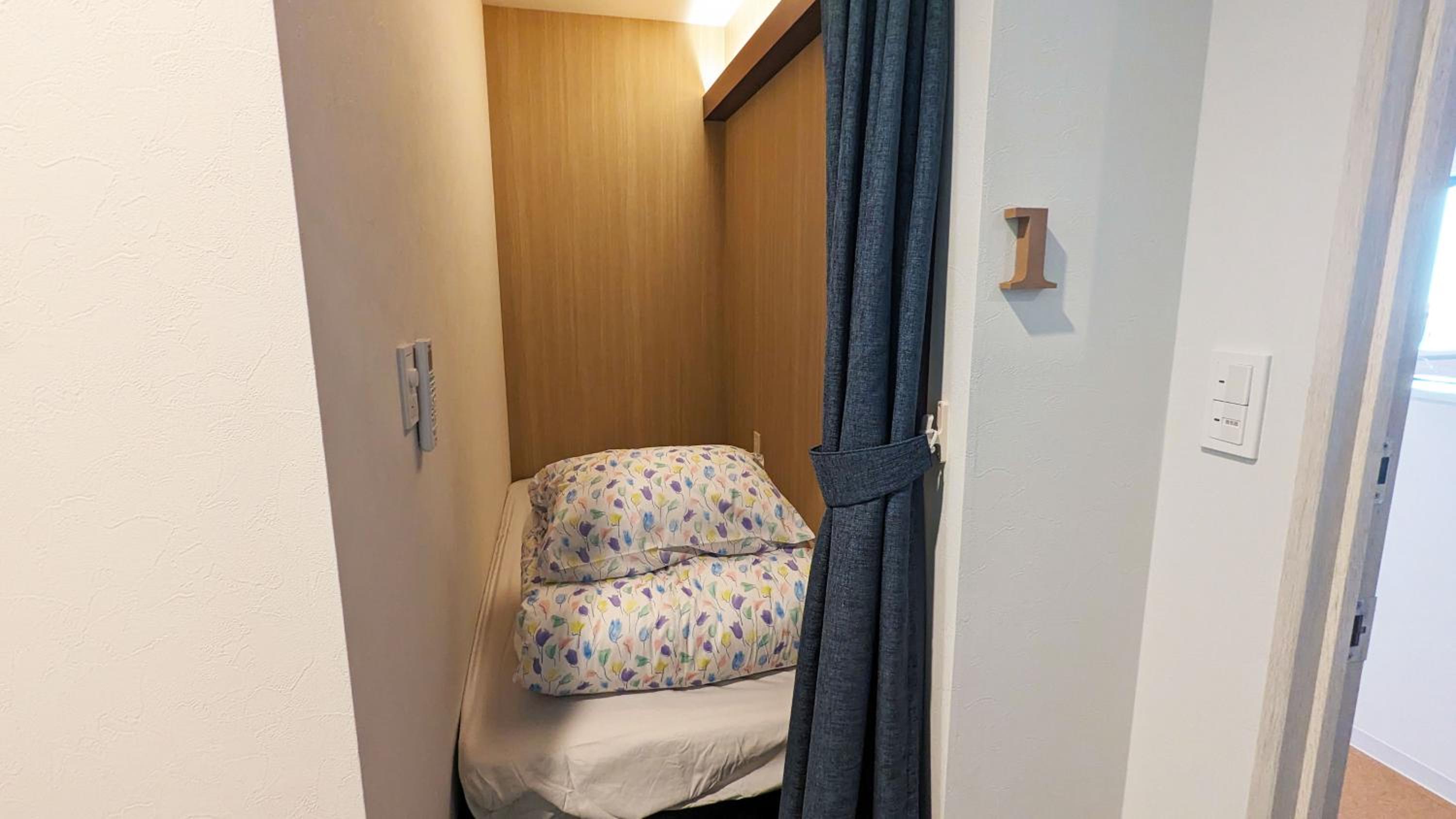 Single Bed in Mixed Dormitory Room photo 2