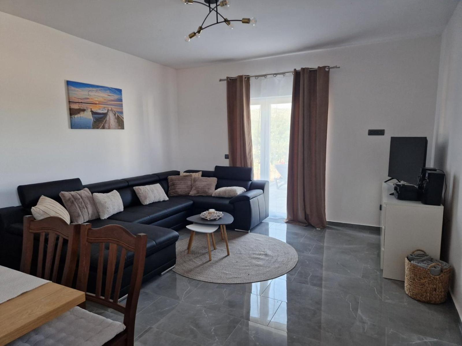 Villa photo 1