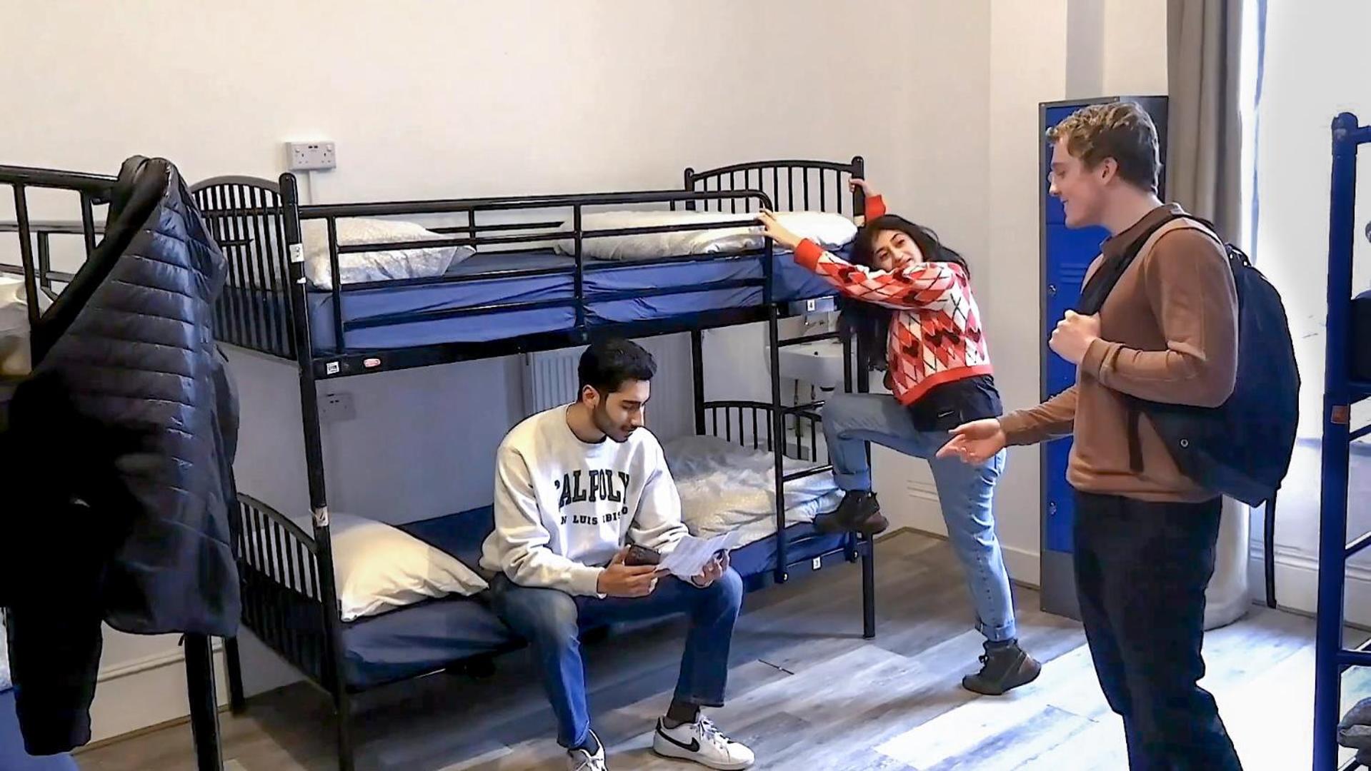 Bed in 6-Bed Mixed Dormitory Room photo 2