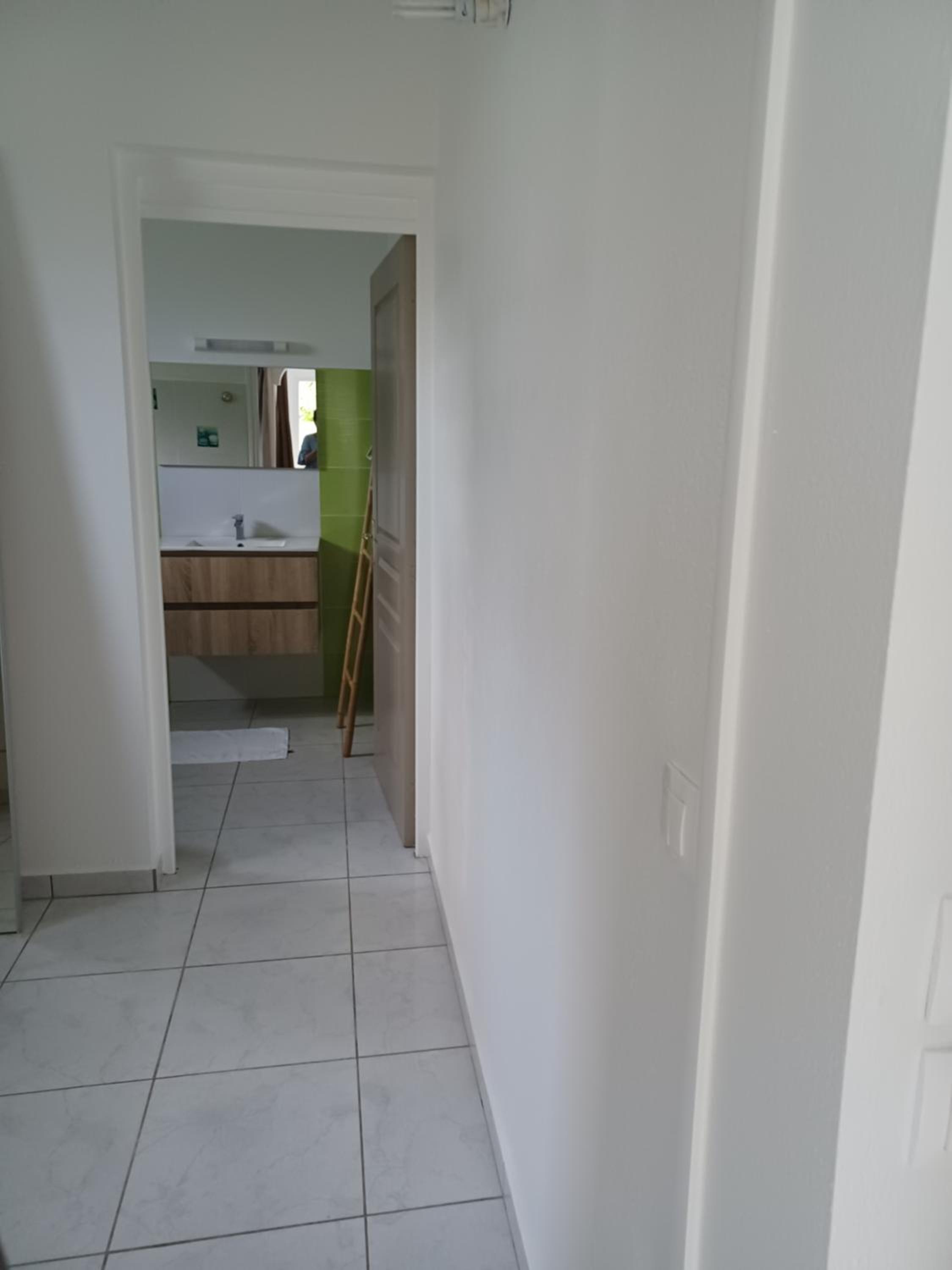 One-Bedroom House photo 3
