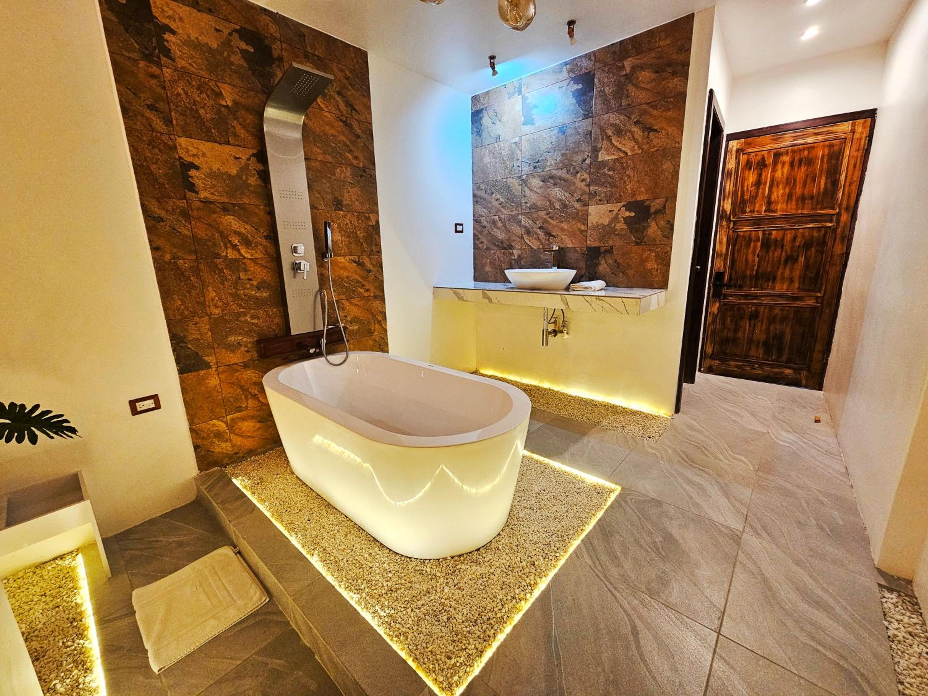 Double Room with Lake View photo 1
