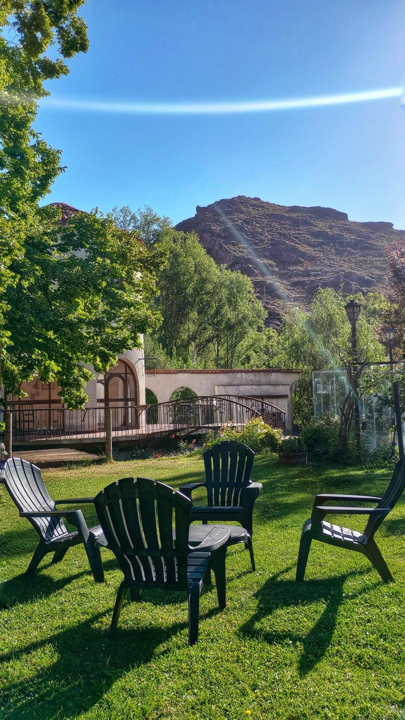 Suite with Mountain View photo 3