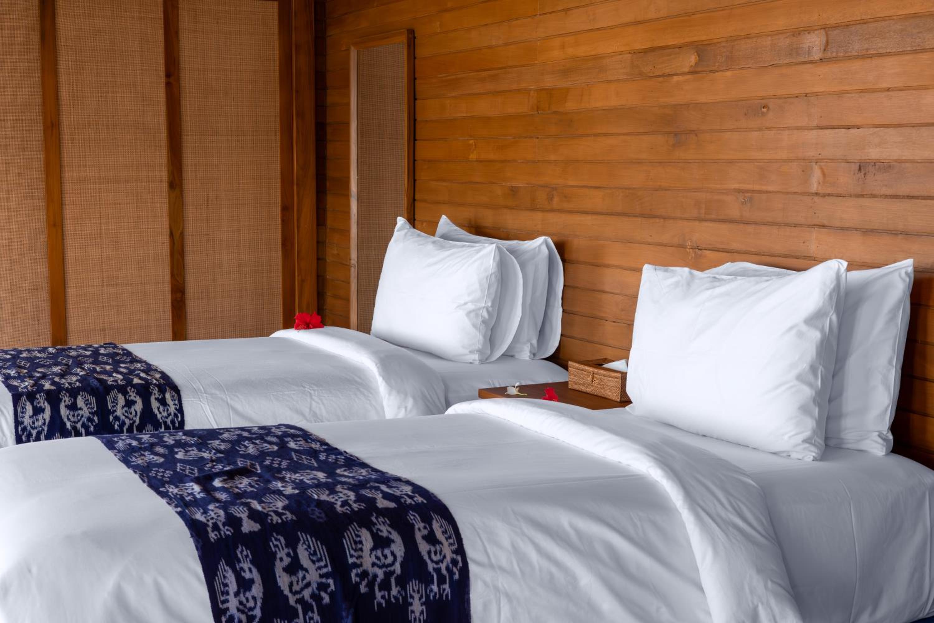 Deluxe Twin Sea Suite - Photo 1