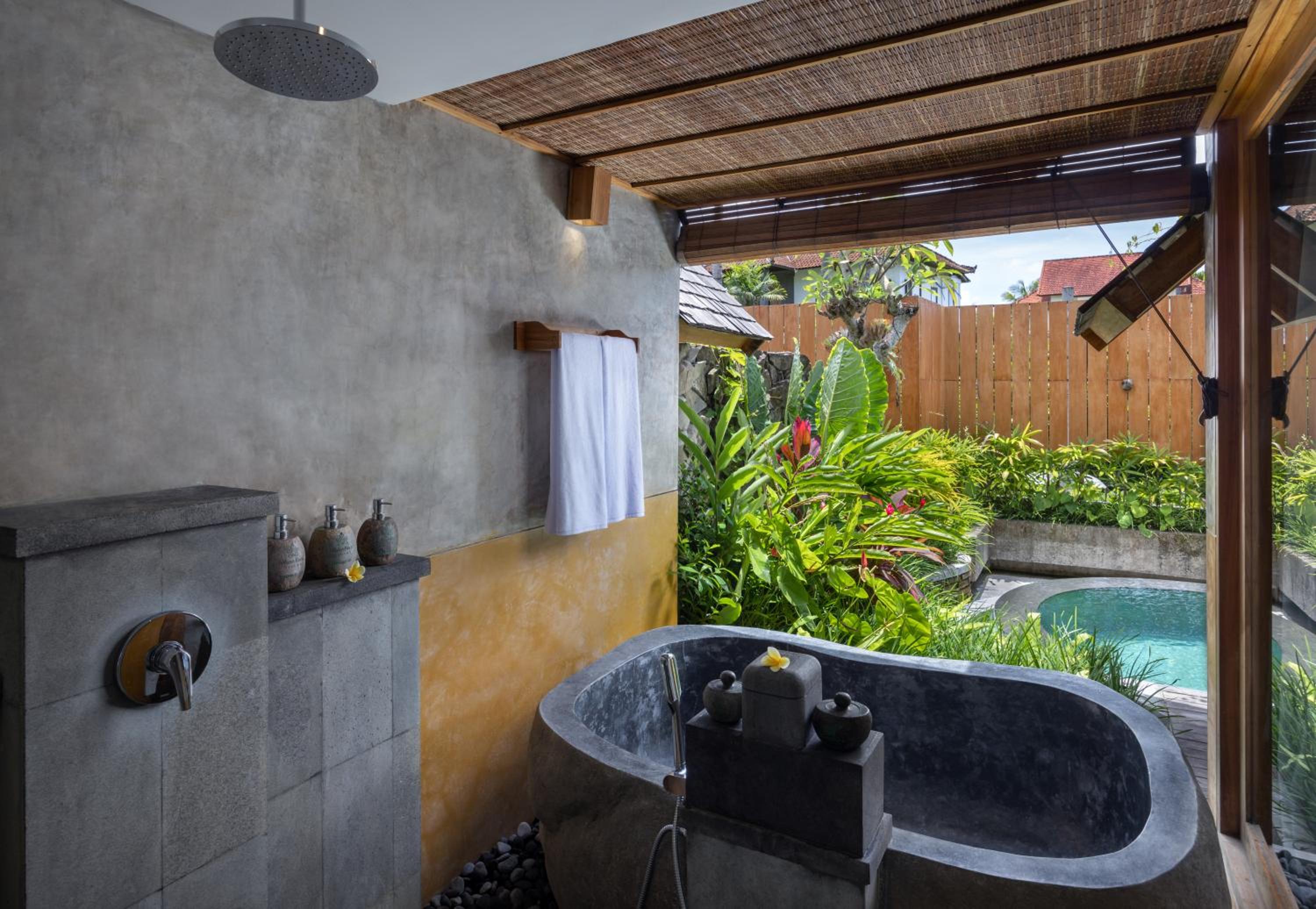 One-Bedroom Villa with Pool View with Free Daily Afternoon Tea - Photo 9