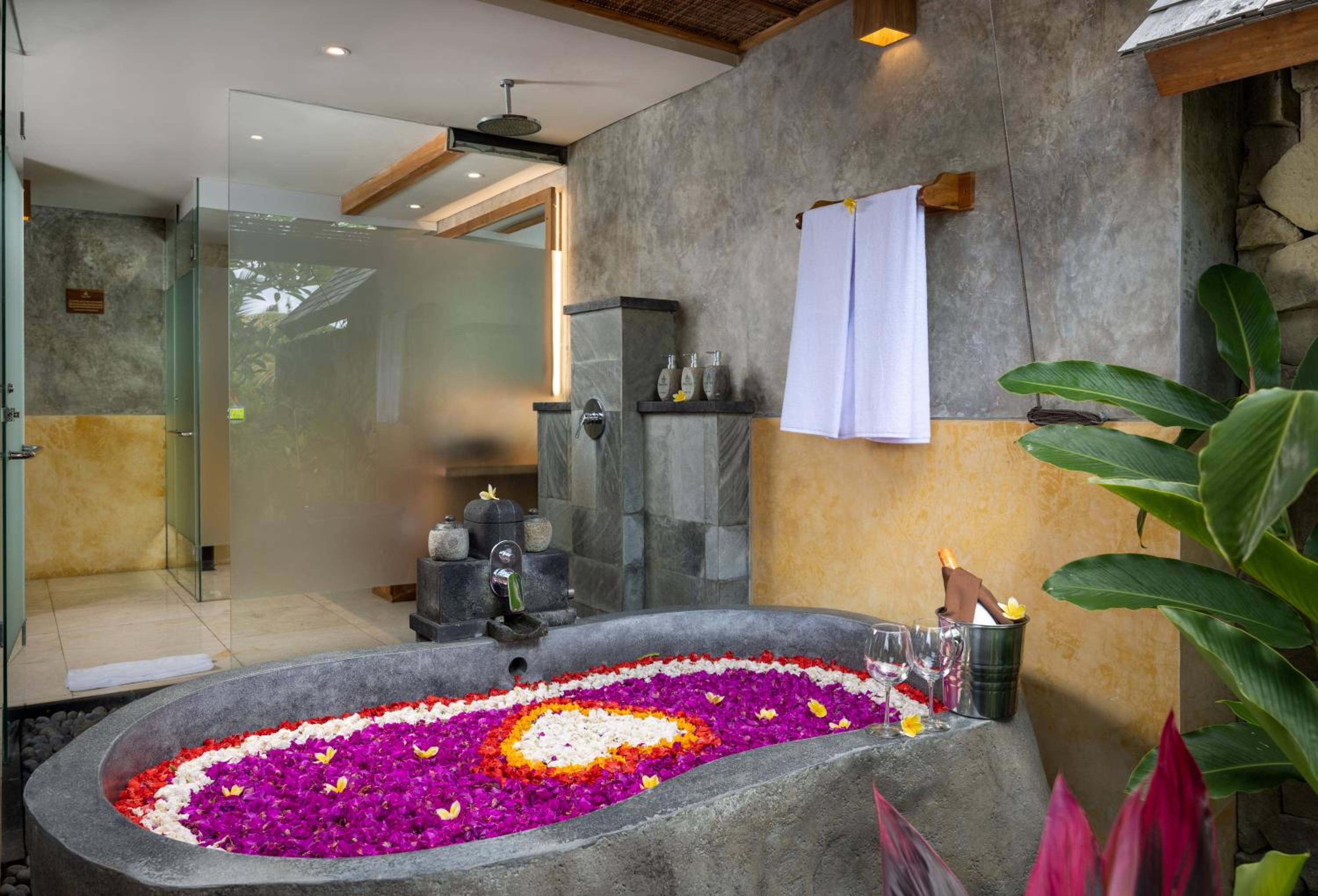 One-Bedroom Villa with Garden View with Free Daily Afternoon Tea - Photo 8