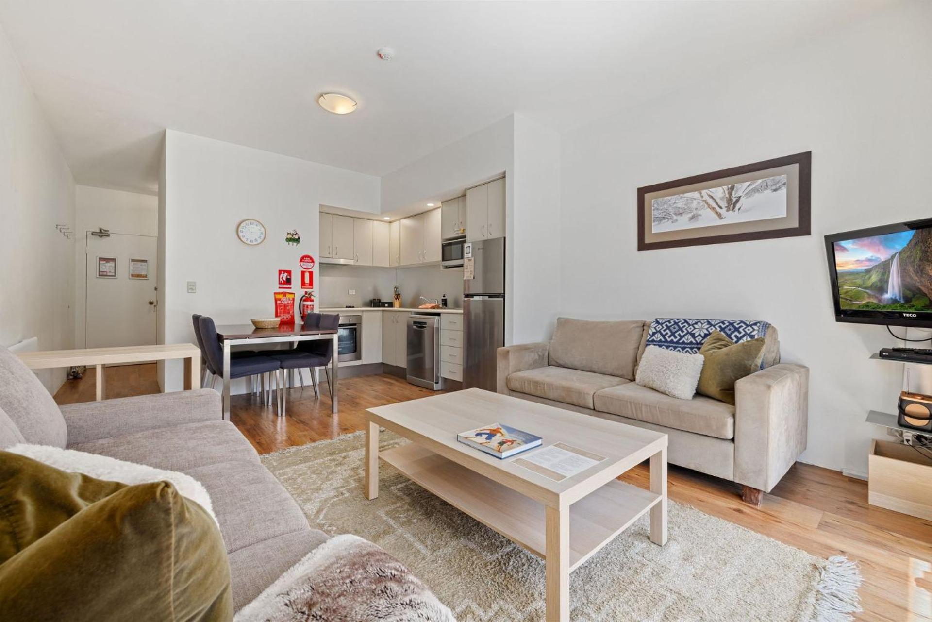 Apartment photo 1