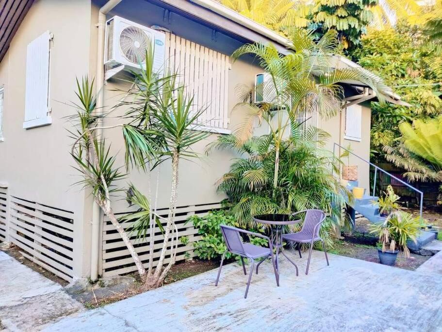 One-Bedroom House photo 1
