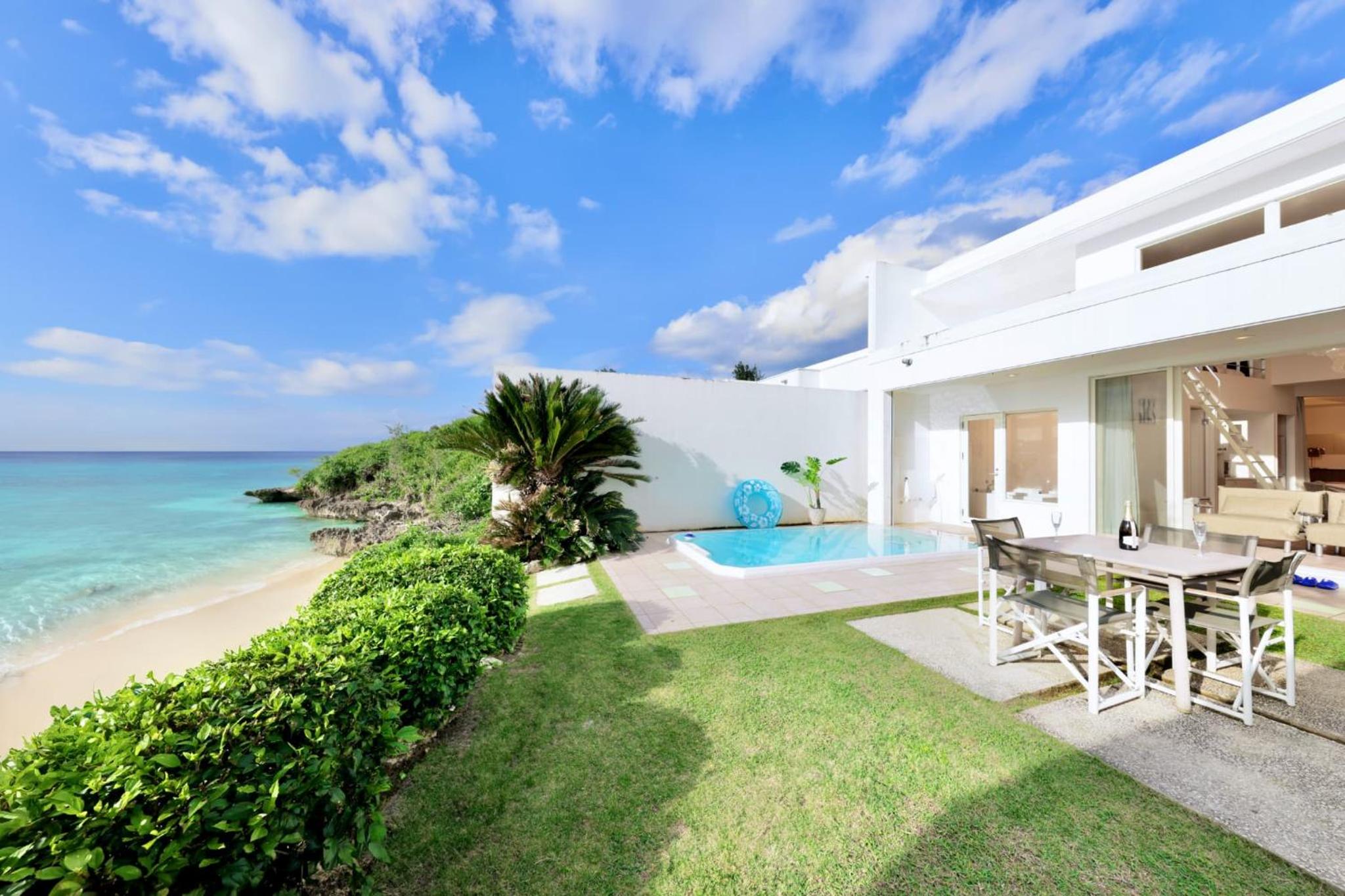 Deluxe Maisonette Villa with Pool  photo 2